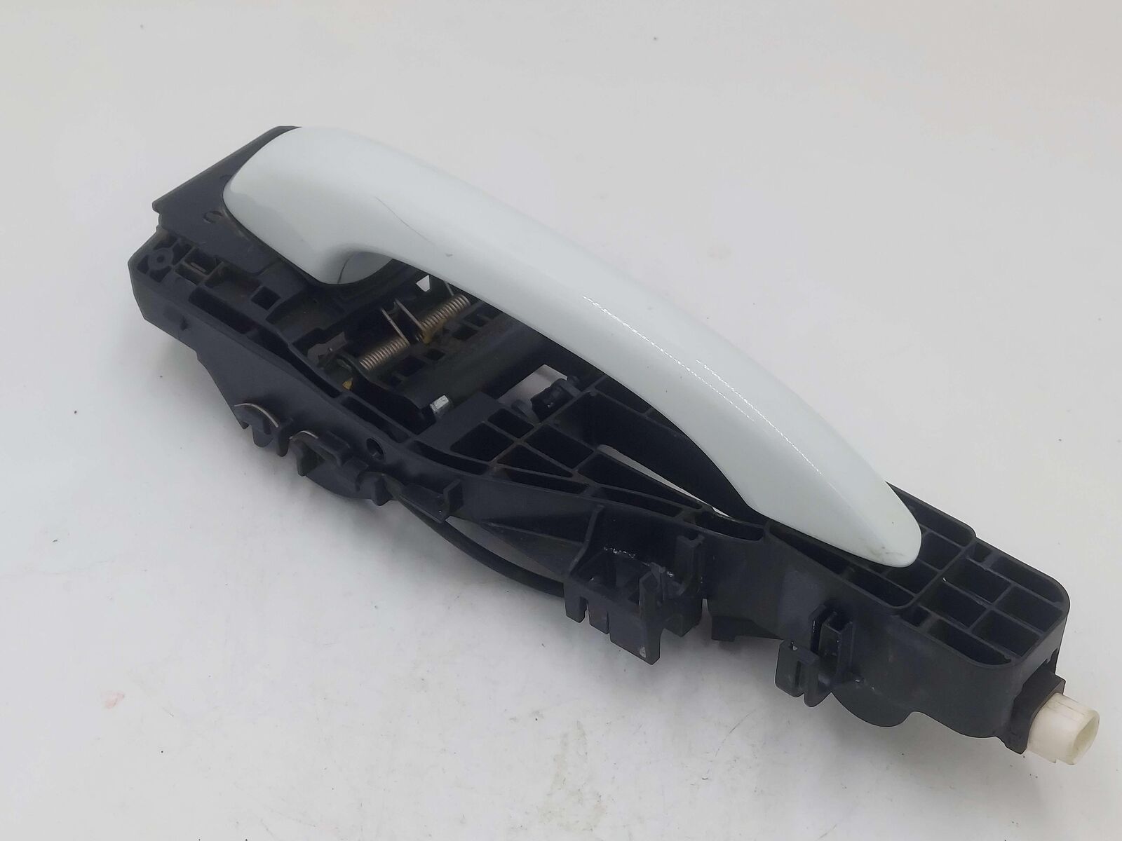 15-19 PORSCHE MACAN S 95B REAR RIGHT DOOR HANDLE KEYLESS ENTRY PURE WHITE LC9A