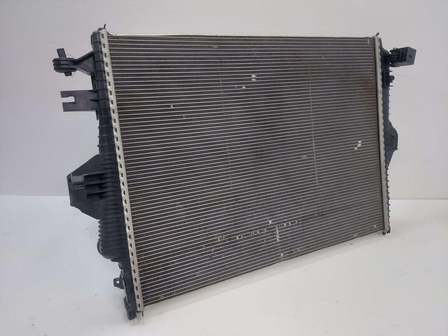 11-18 PORSCHE CAYENNE GTS 958 3.6L COOLANT RADIATOR 7P0121253A *DENTS BENT FINS*