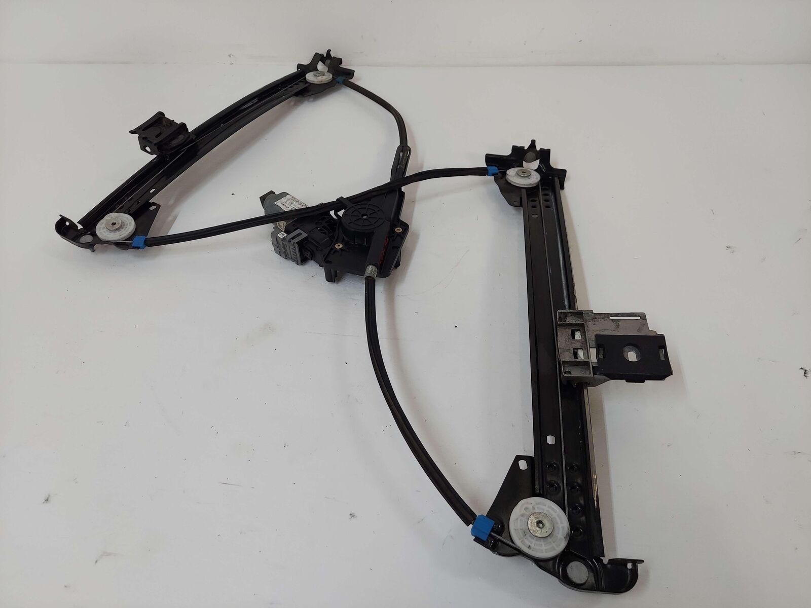 2014 TESLA S FRONT LH LEFT DOOR WINDOW REGULATOR W/ MOTOR 402593F