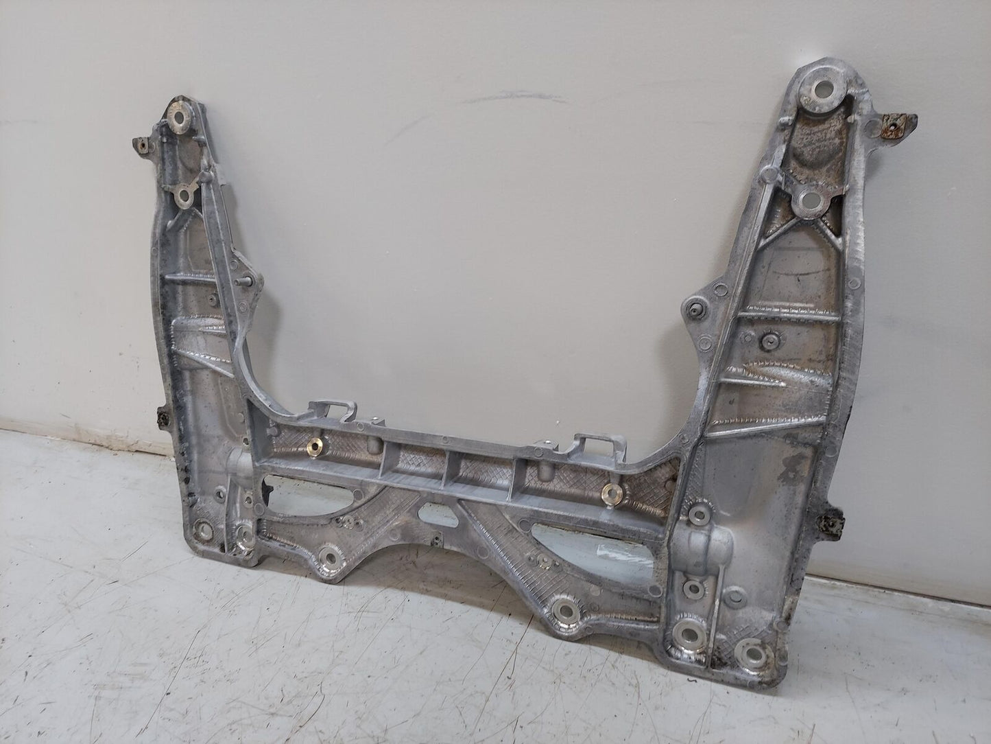 14-19 Porsche Cayman 718 Front Sub frame Undercarraige Crossmember 99134108116