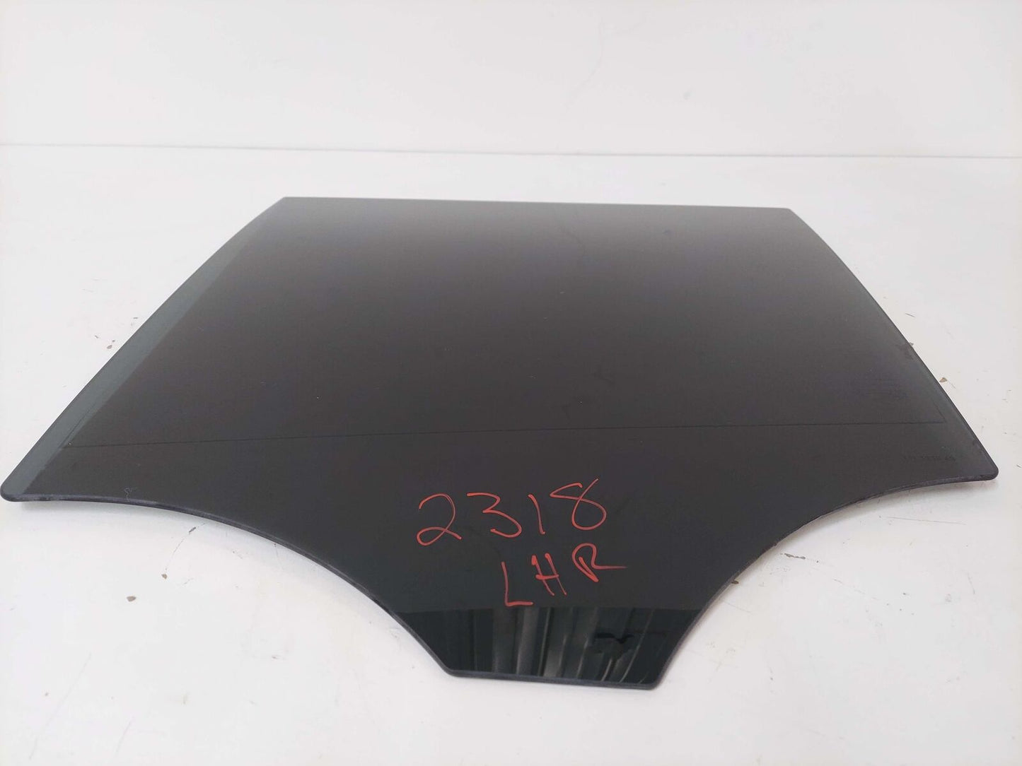 16-19 MERCEDES GLE63S AMG W166 Rear LEFT Door Privacy Window Glass *Scratch 