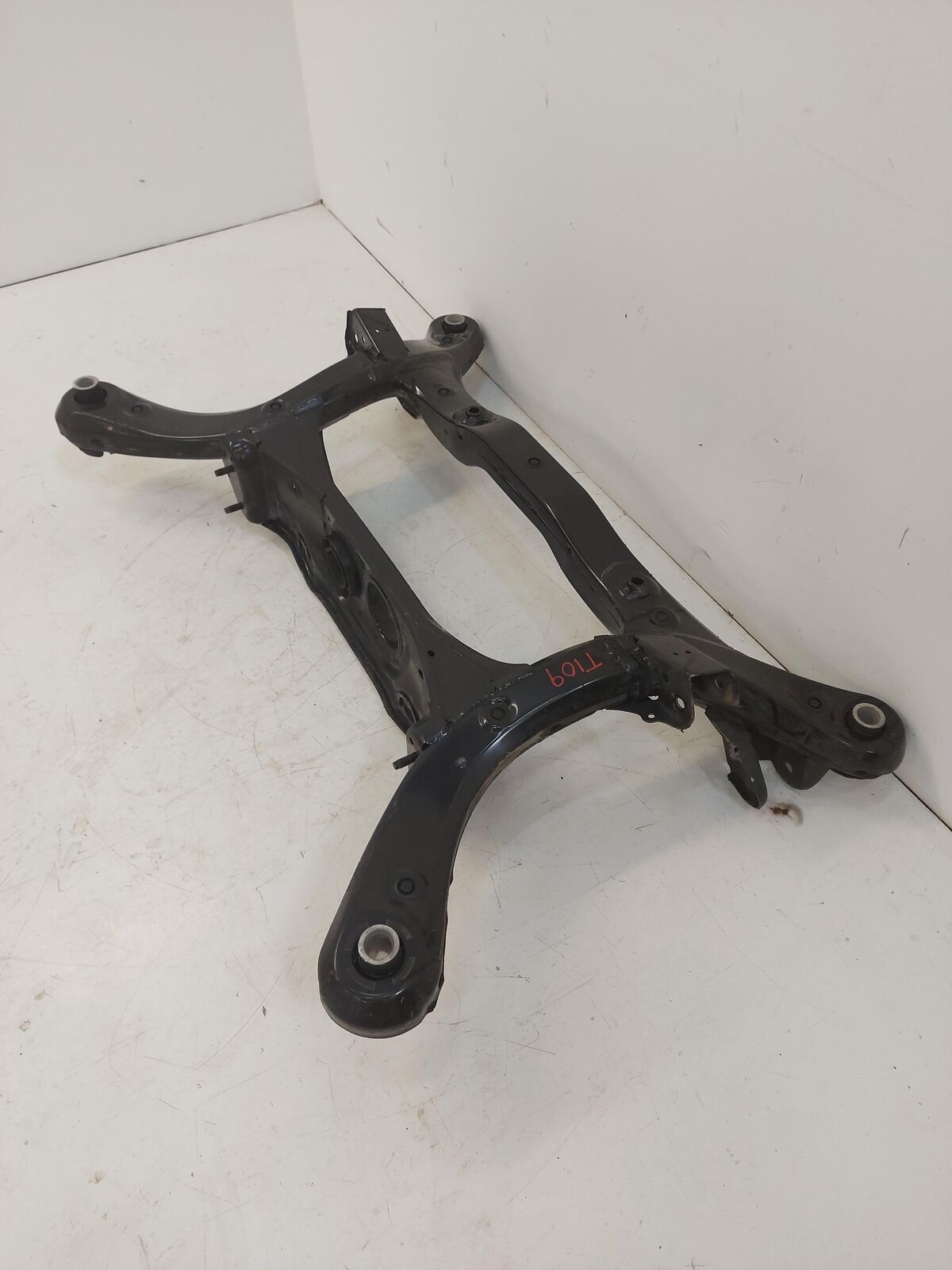 14-22 TOYOTA HIGHLANDER 3.5L REAR Undercarriage Crossmember SubFrame 22K KM'S