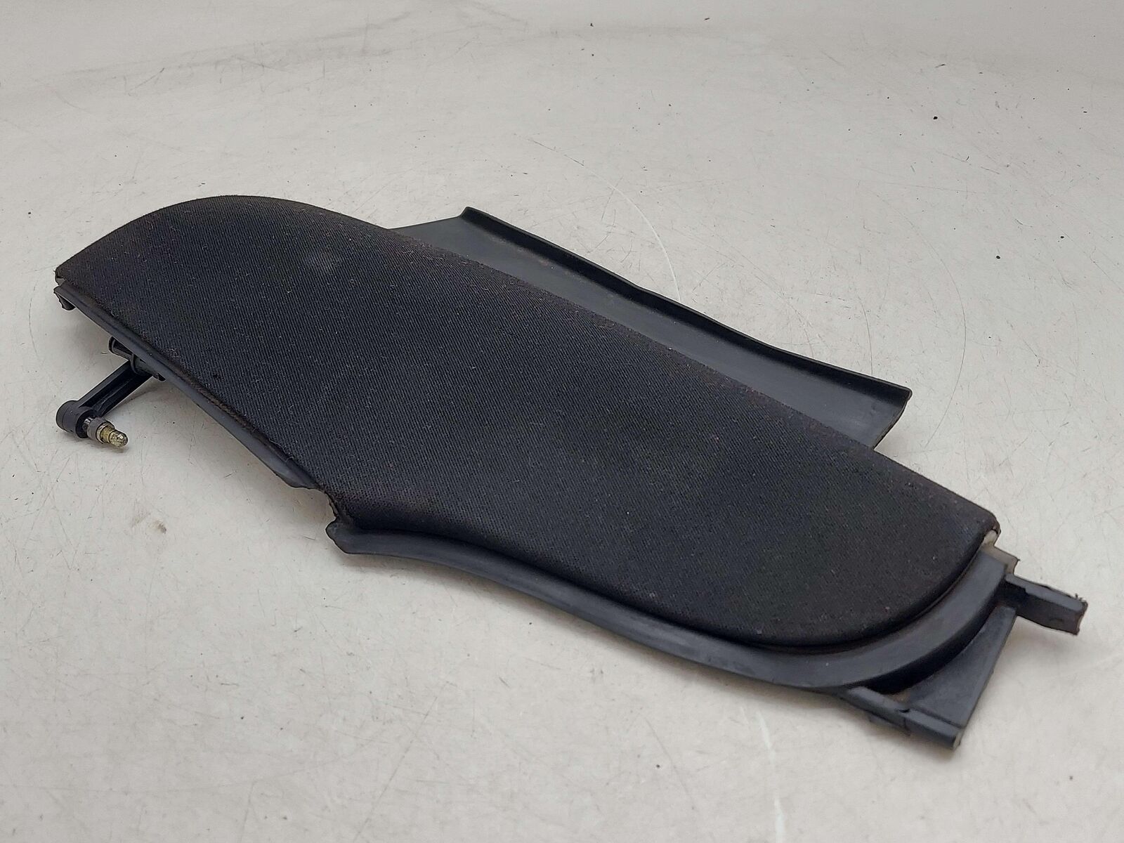 2001 PORSCHE 911 996 CARRERA REAR LEFT C PILLAR TRIM BLACK *NOTE