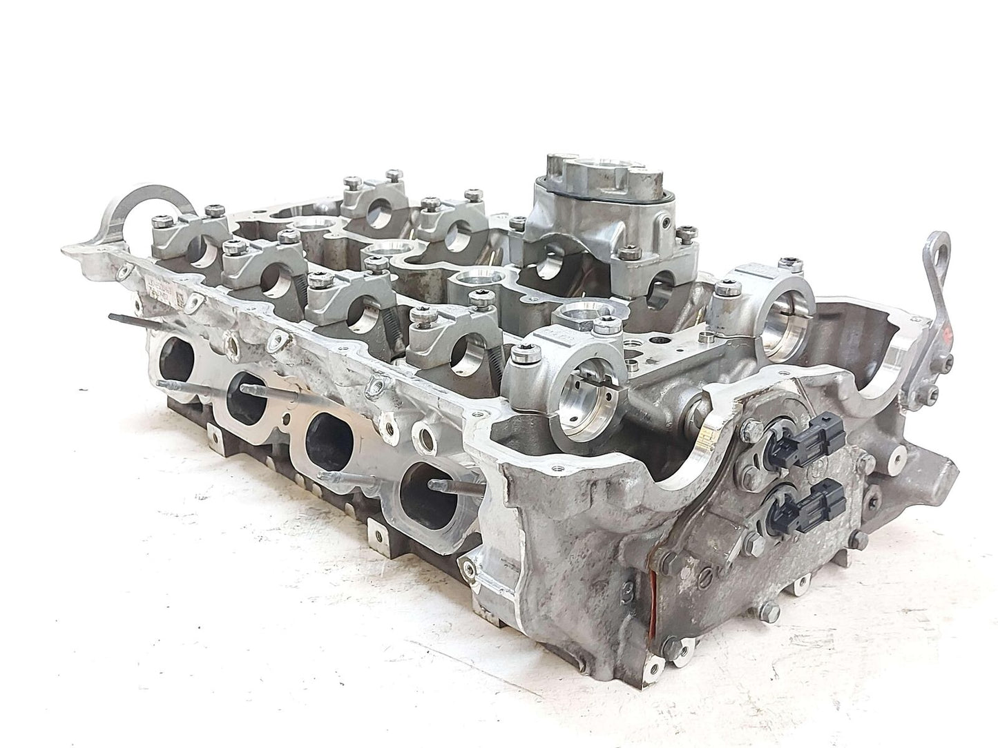 10-14 BMW X6M E71 S63 4.4L TWIN TURBO RIGHT ENGINE CYLINDER HEAD 7586176 S63B44A