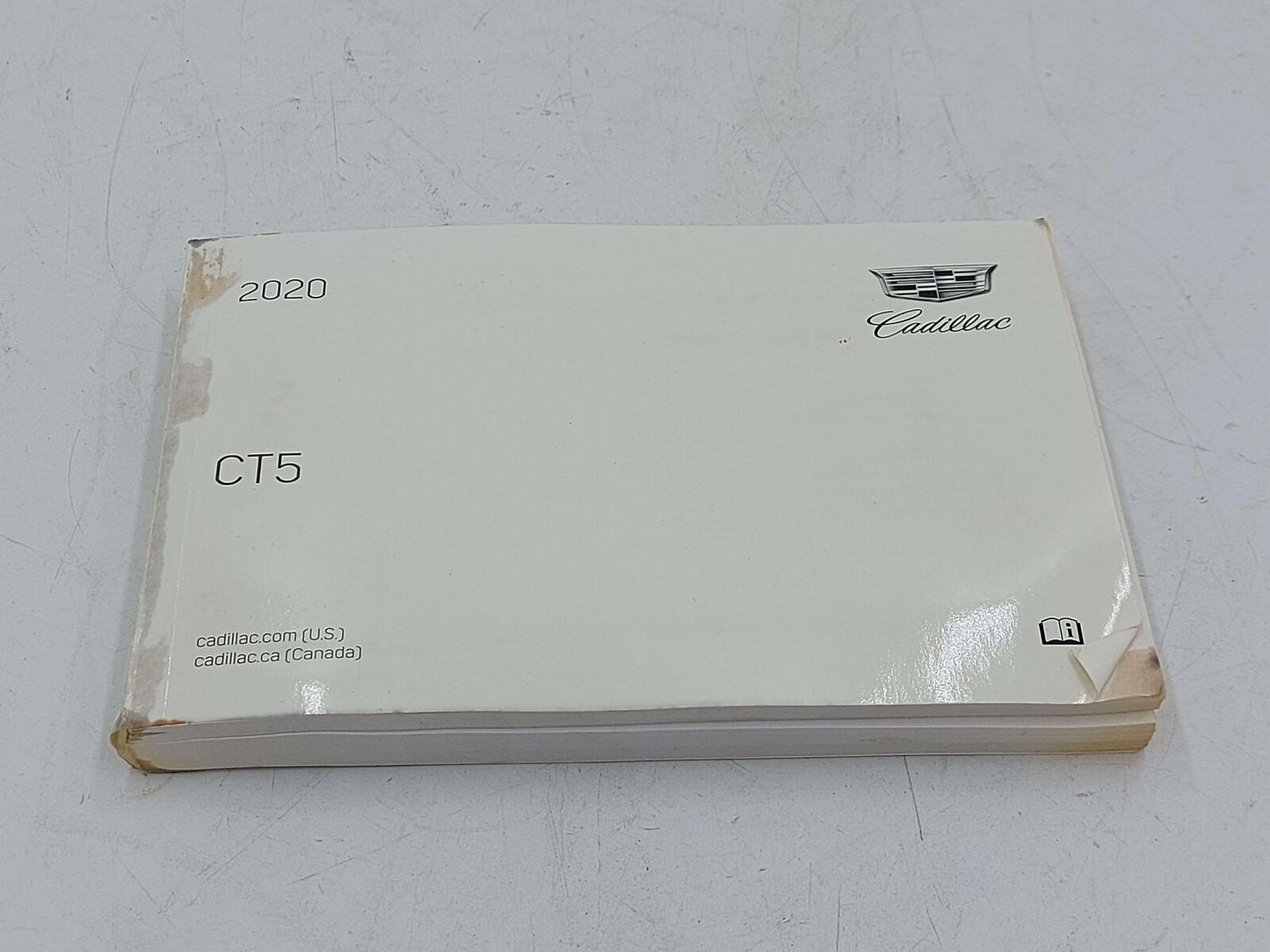 2020 CADILLAC CT5 OWNERS MANUAL *LIGHT WATER DAMAGE TORN*