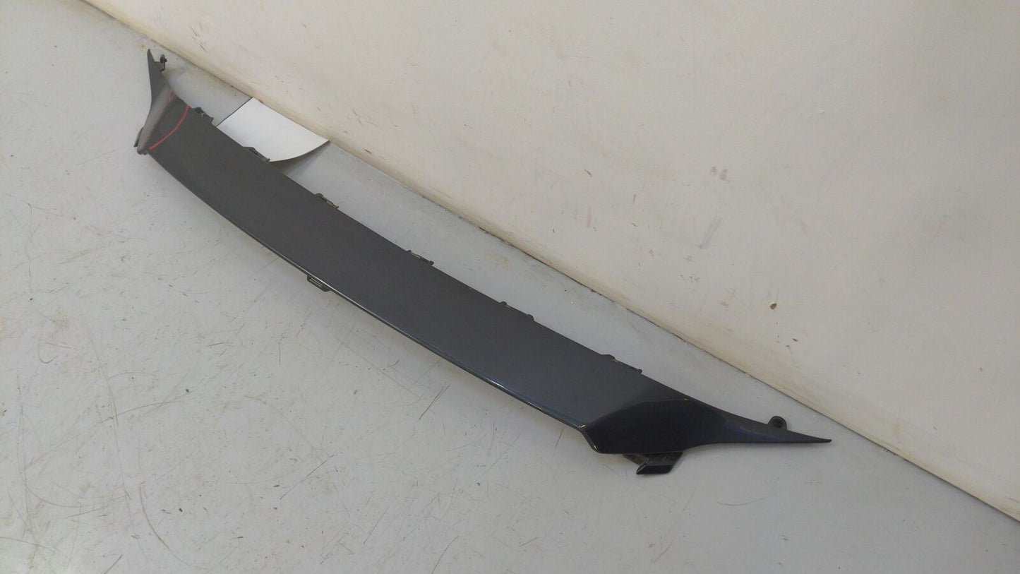 20 TOYOTA HIGHLANDER Upper Grille *Trim Scraped On Rh Side* 52711-0E150