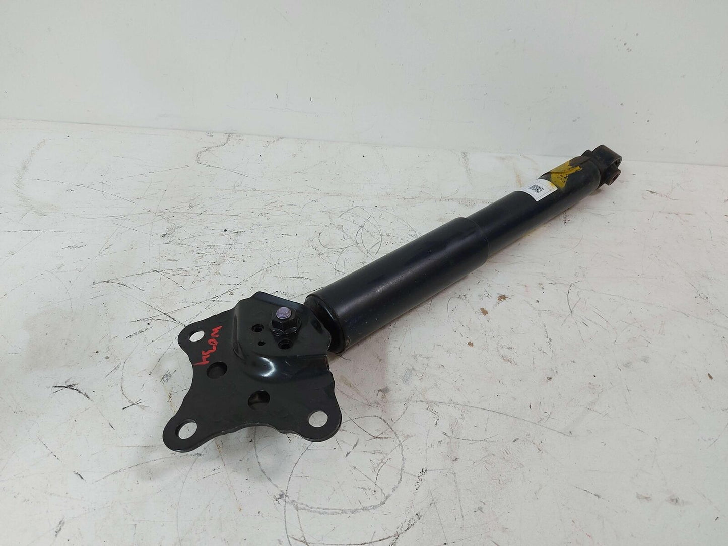 2020 TOYOTA HIGHLANDER REAR LEFT SHOCK ABSORBER 48531-0E360