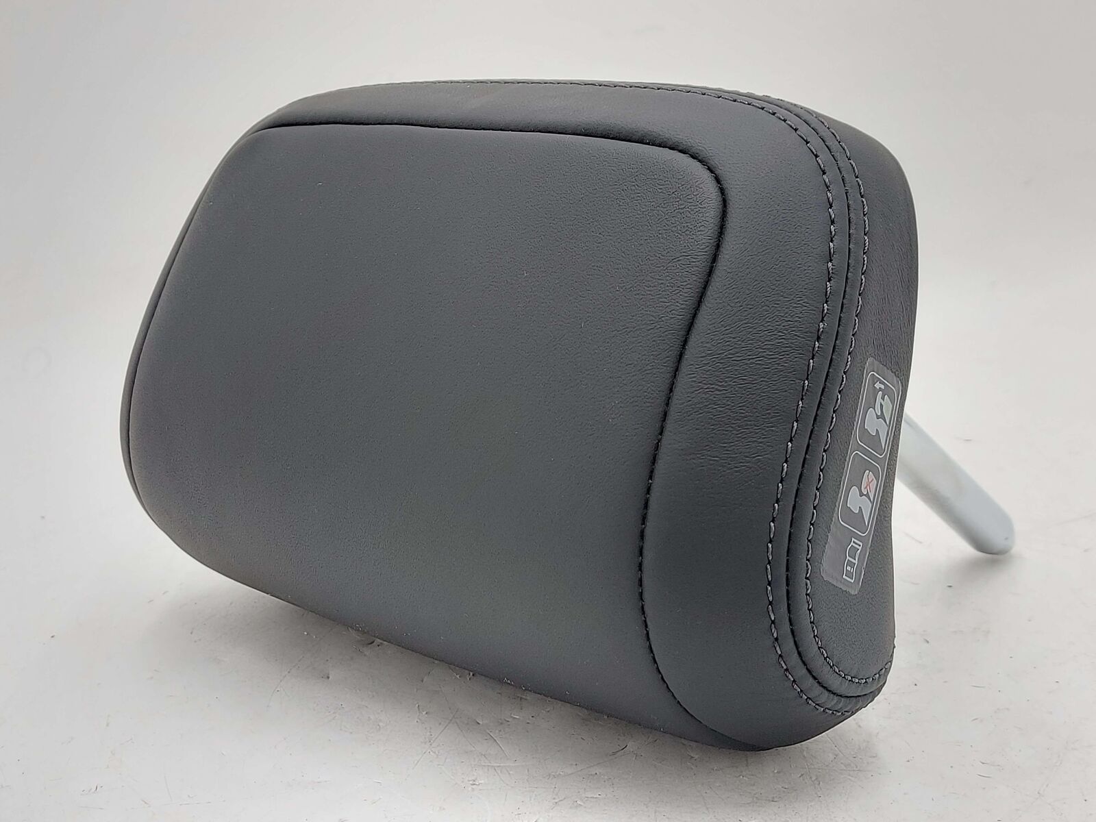 15-23 PORSCHE MACAN S 95B RIGHT HEADREST CENTER LEATHER BLACK *NOT CENTER!!*