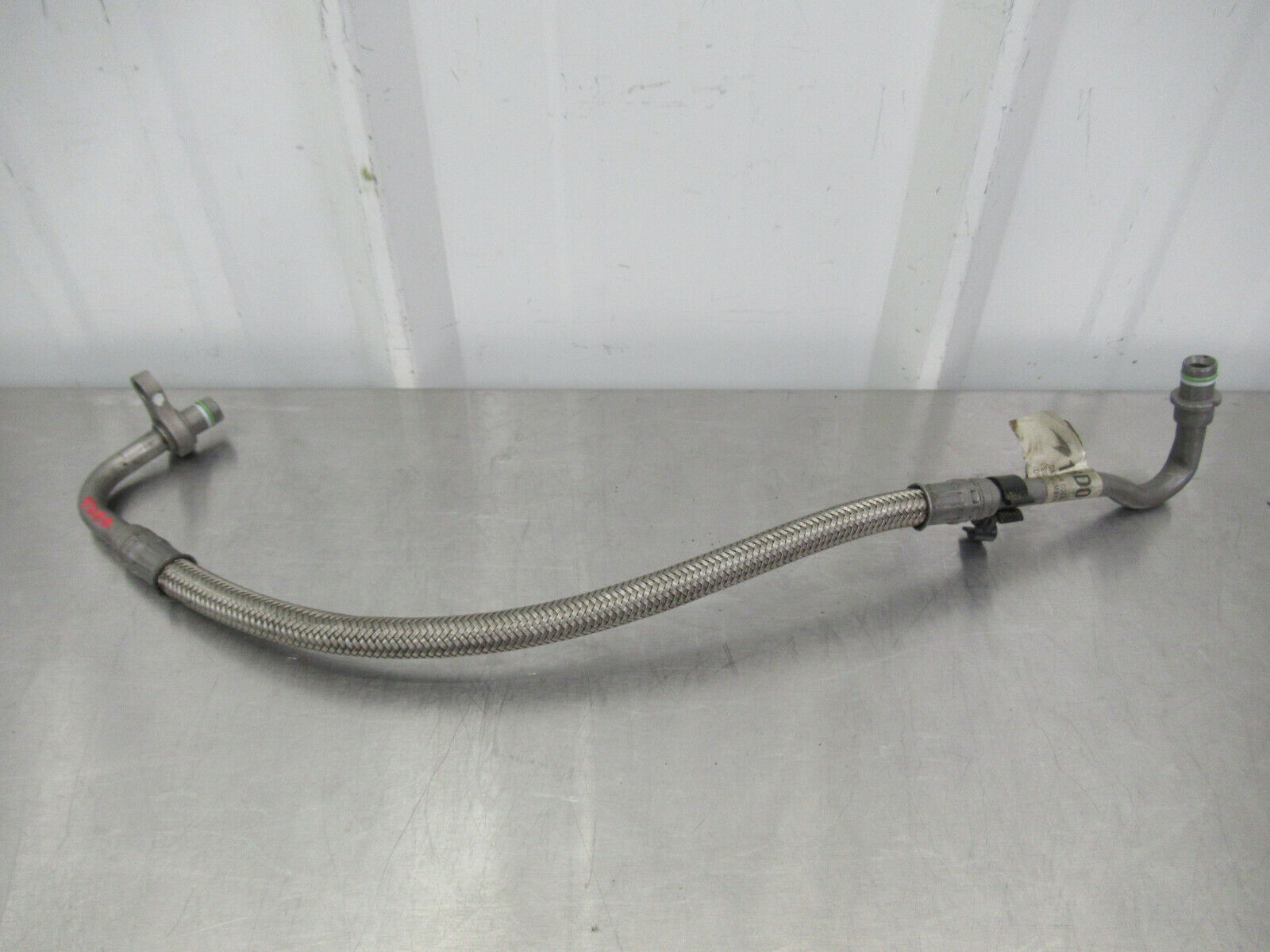 T020 2016 16 MCLAREN 570S STEERING PUMP HOSE LINE #11 13D0066CP