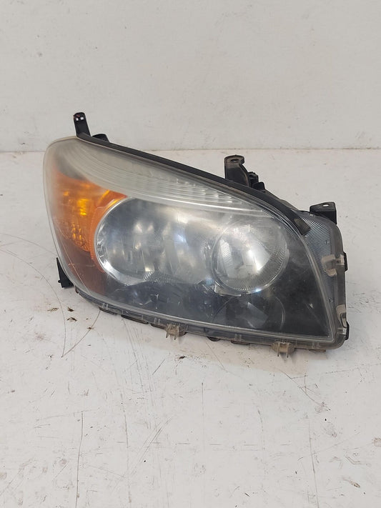 06-08 TOYOTA RAV-4 Right Headlamp Rh *minor Broken Mount Needs Polish* sport