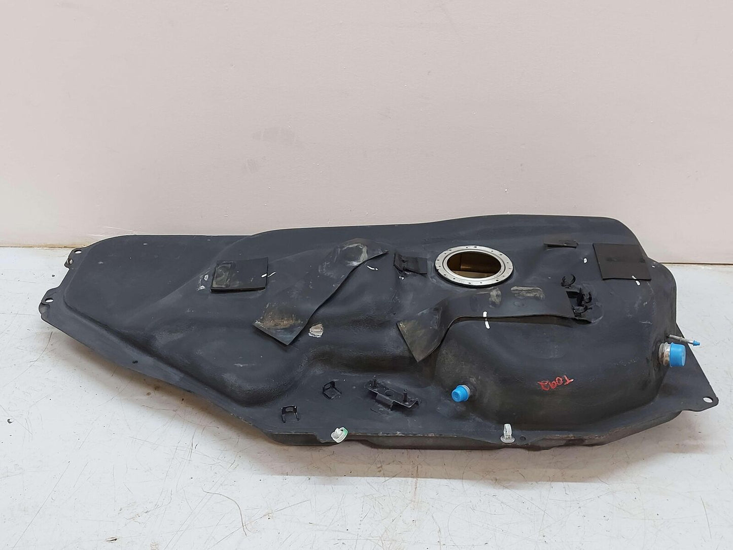 16-22 LEXUS RX450 HYBRID FUEL TANK 2116803030L 770010E110 7700148230 770010E111