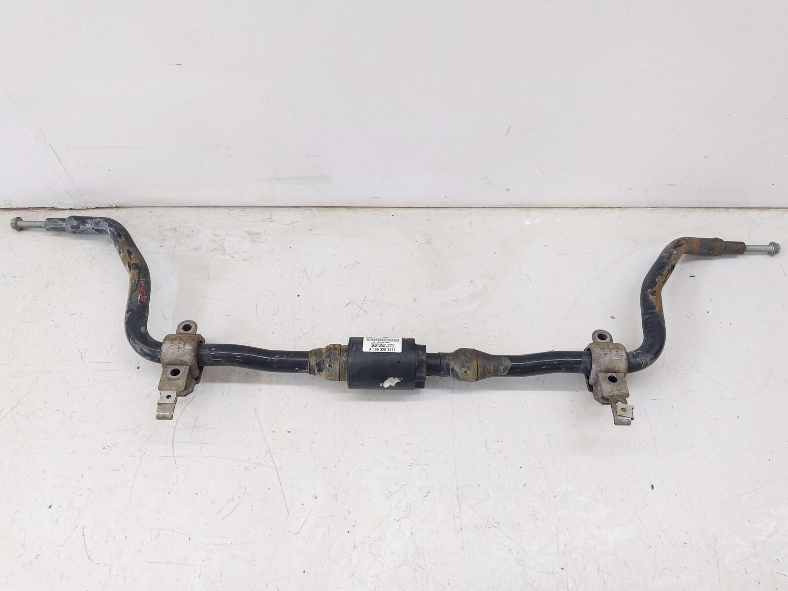 13-16 MERCEDES GL63 AMG X166 FRONT STABILIZER SWAY BAR HYDRAULIC STABILITY