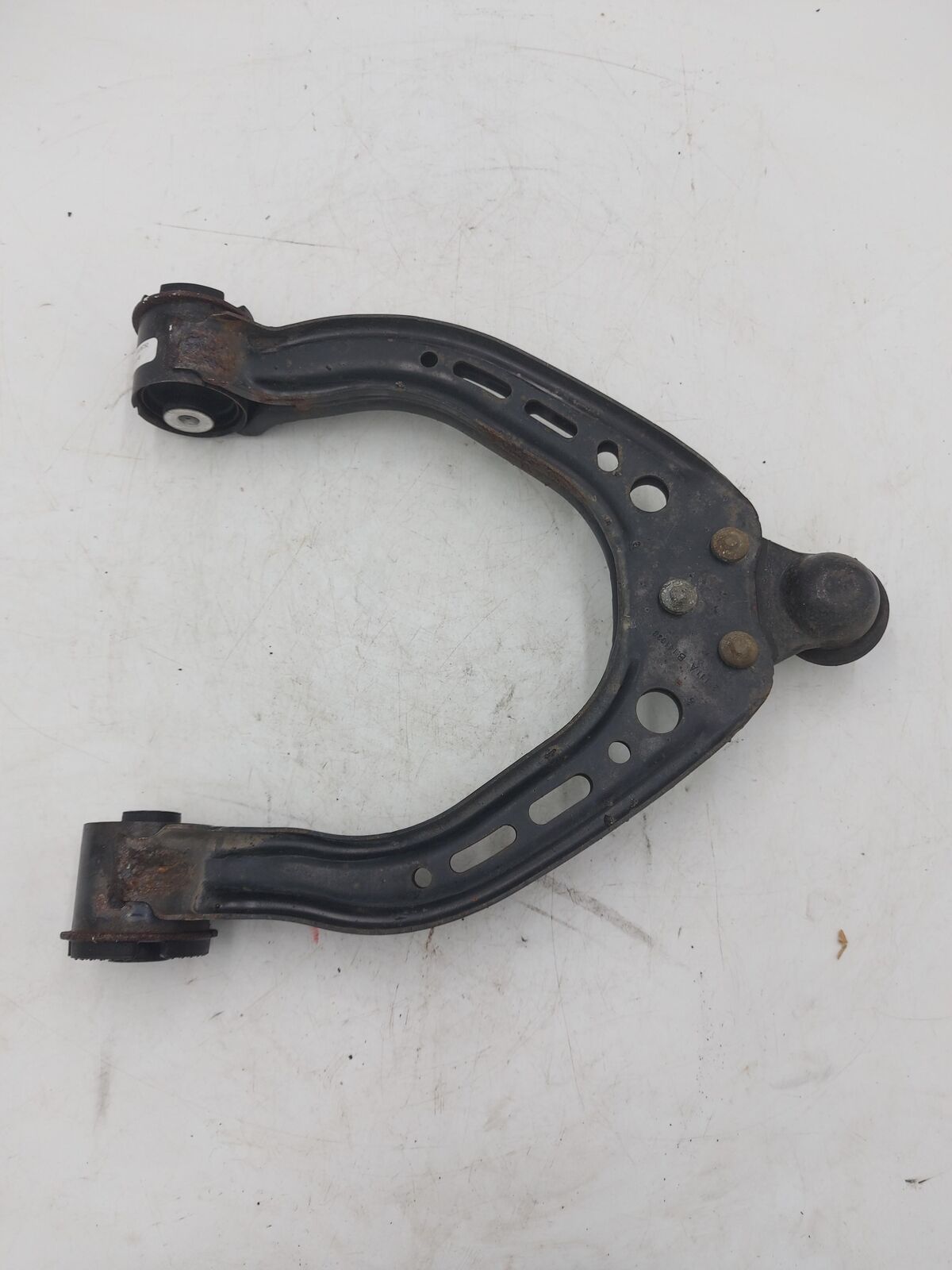 2014 Tesla S Front RH Right Upper Control Arm 6008930-00-A 100036792 126K KMS