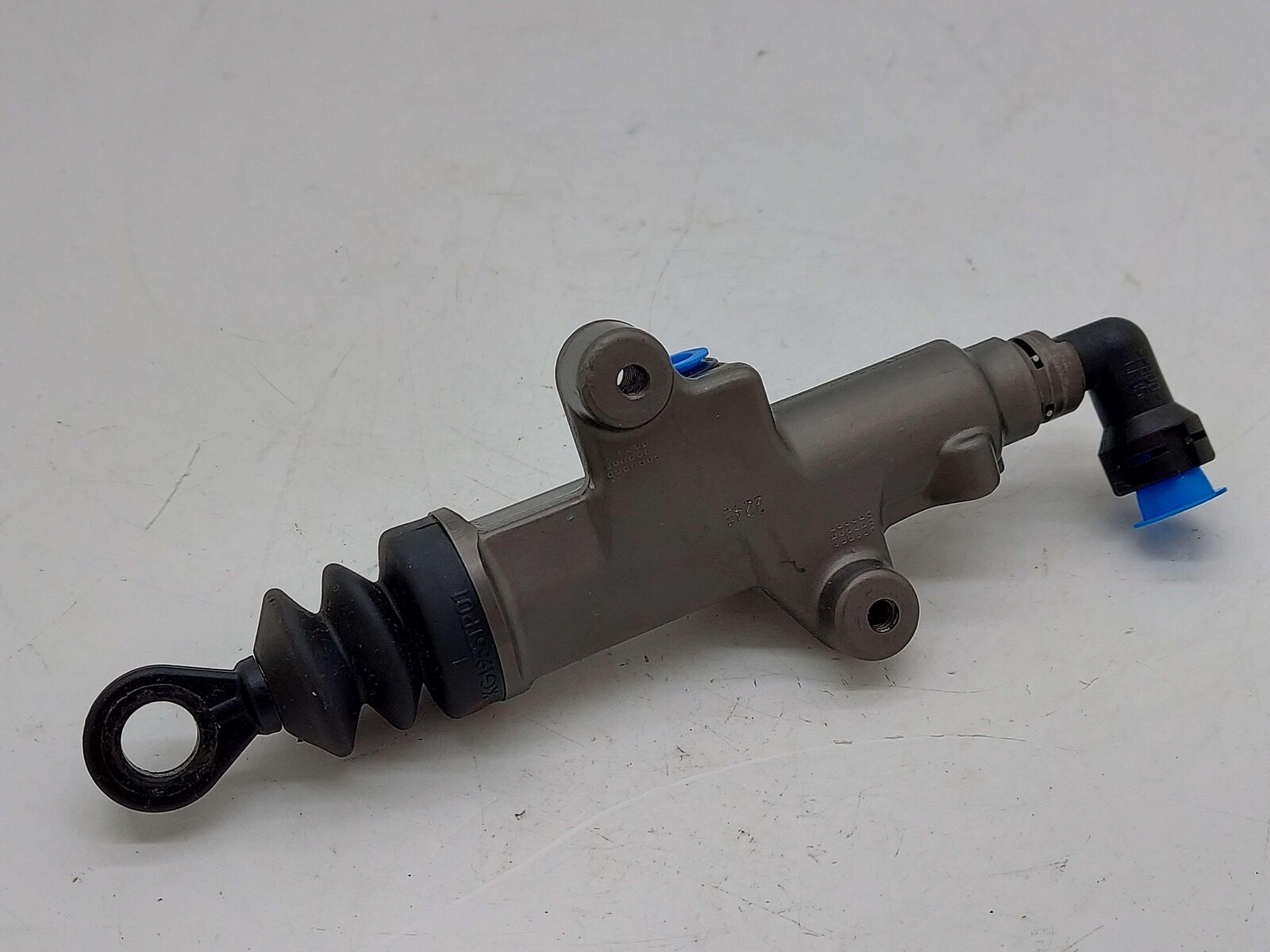 05-06 FORD GT GT40 SUPERCAR CLUTCH MASTER CYLINDER 5636 (FTE DE) OEM