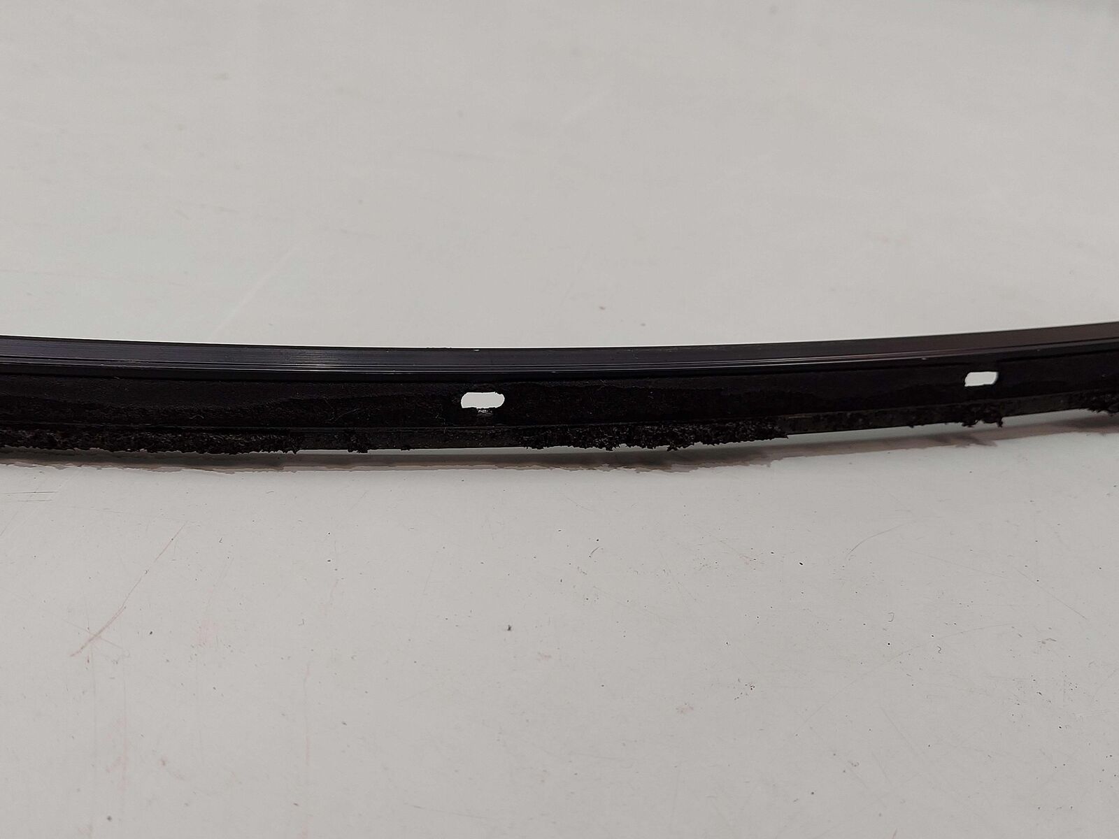 2023 McLaren Artura LH Left Drip Rail Moulding *notes* 16AD507CP