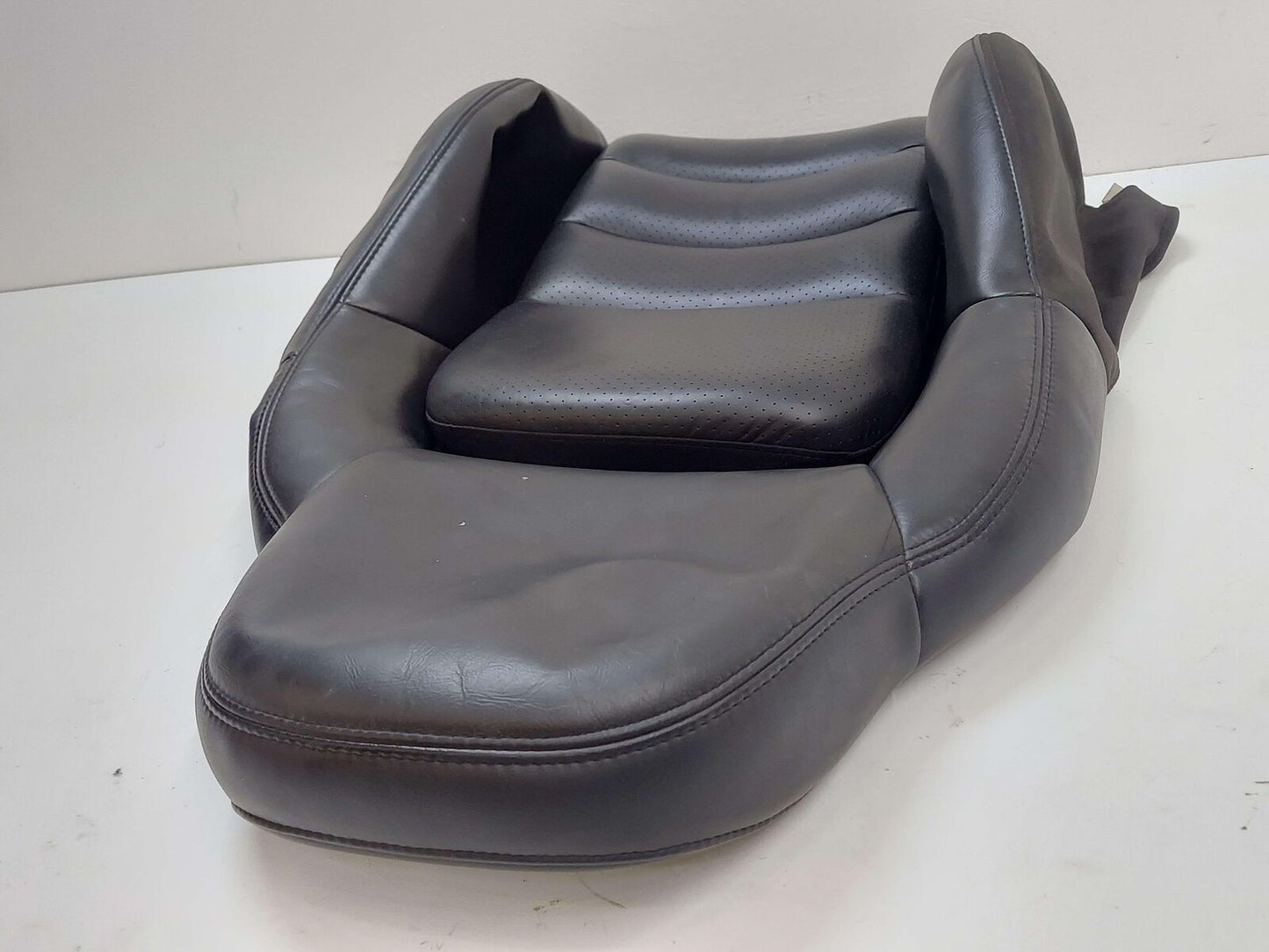 07-11 CHEVY CORVETTE FRONT LH LEFT LEATHER SEAT BACK COVER BLACK *NOTES*