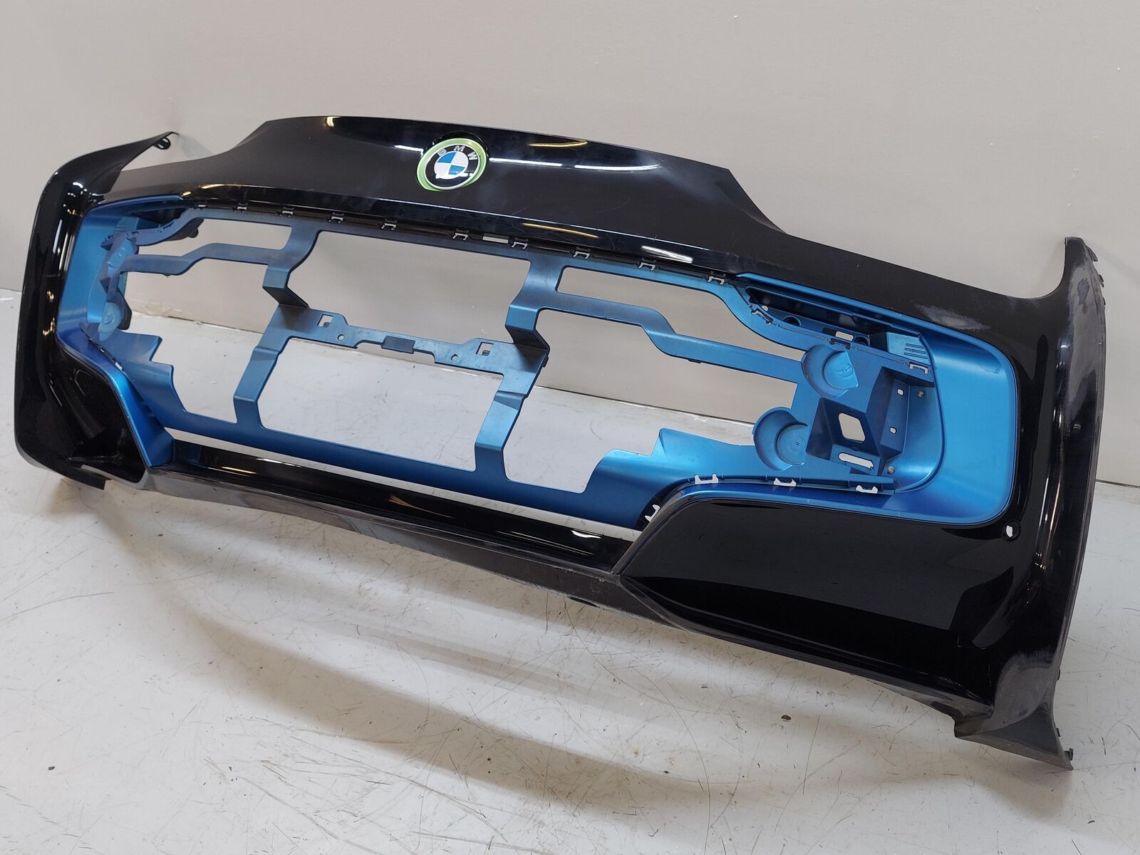 14-17 19 BMW I8 i12 REAR BUMPER BARE COVER BLACK & BLUE 7371525 *NOTES*