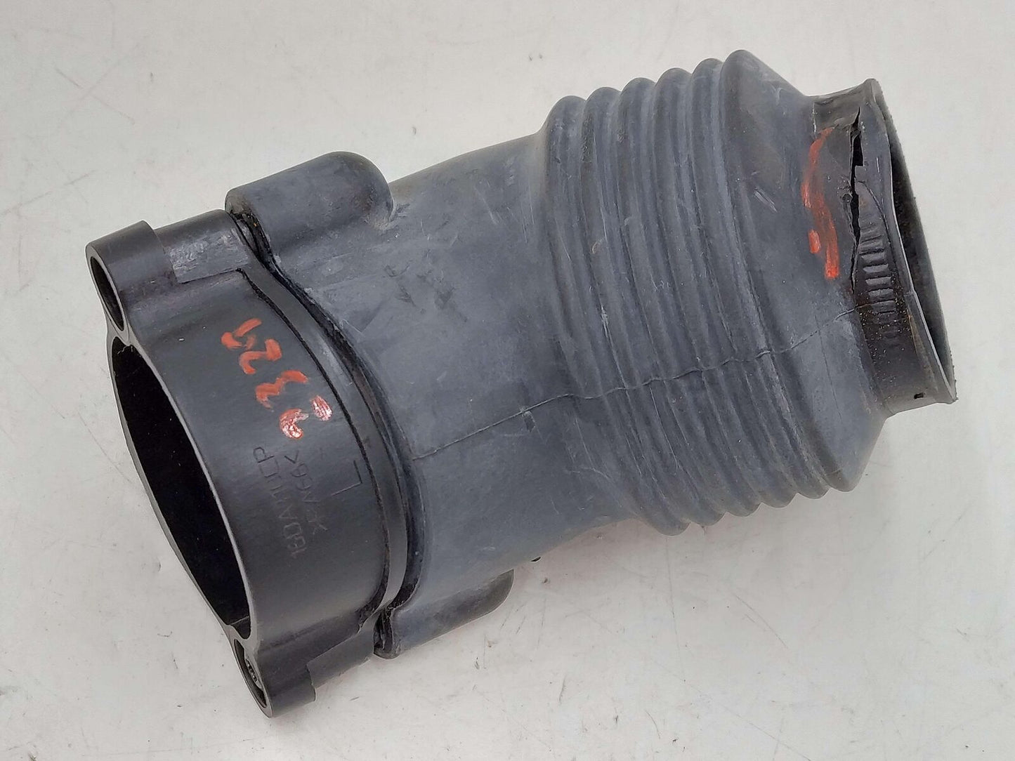 2023 McLaren Artura Steering Rack Boot *rip* 16DA110CP 3K KM