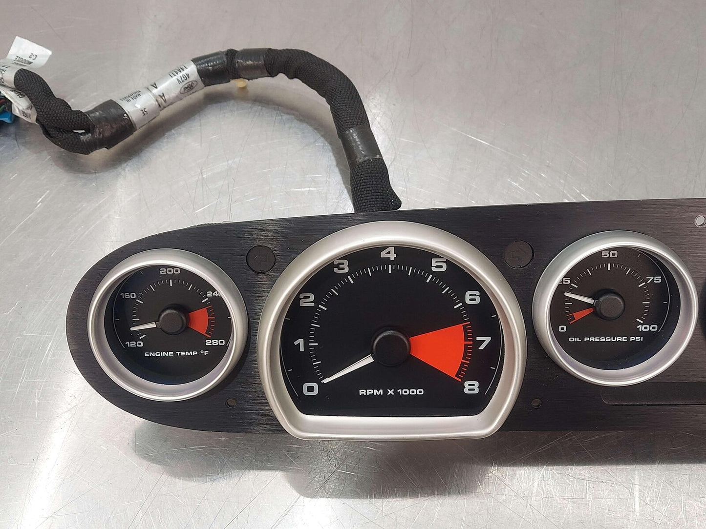 05-06 FORD GT GT40 SUPERCAR SPEEDOMETER GAUGE CLUSTER ODOMETER 4G7V-10849-AD OEM