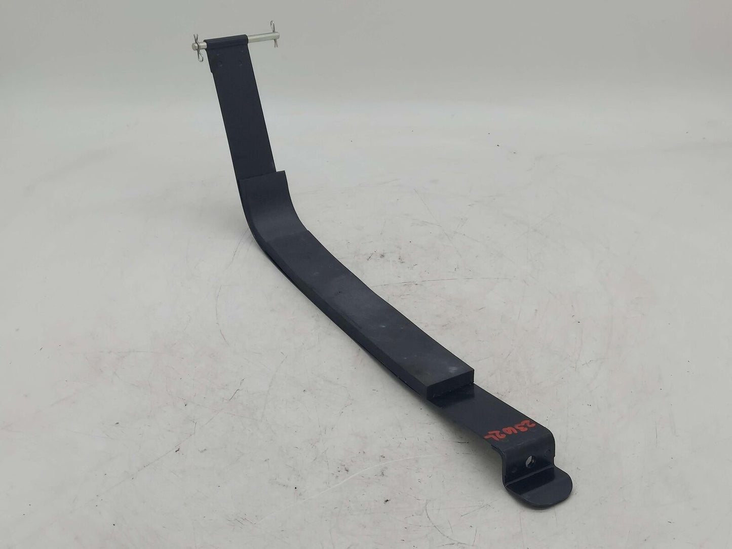 2010 Maserati GranTurismo S M145 Coupe LEFT FUEL TANK STRAP