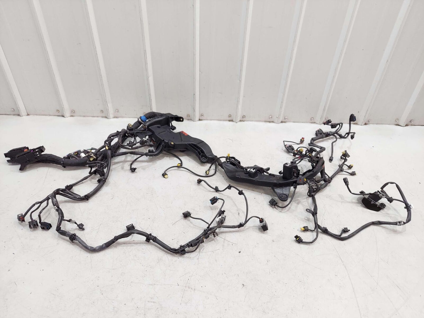 2024 ASTON MARTIN DB12 VOLANTE ENGINE MOTOR WIRE HARNESS 4.0L A1771595400