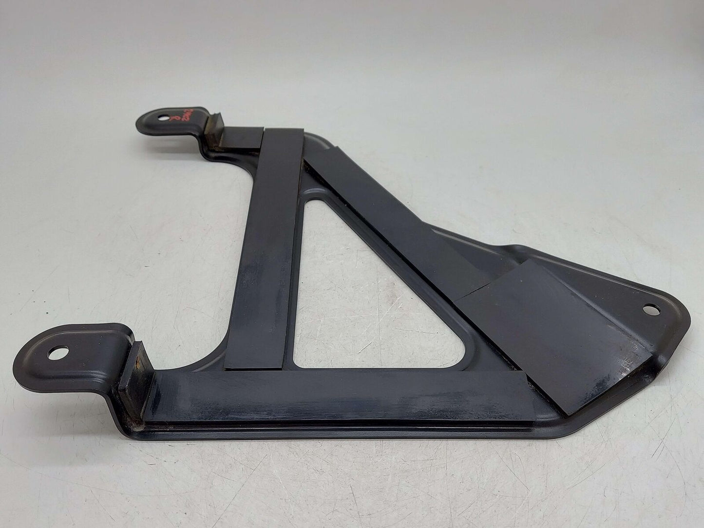 2018 LAMBORGHINI AVENTADOR S LP740-4 RIGHT LOWER FUEL TANK SUPPORT BRACKET