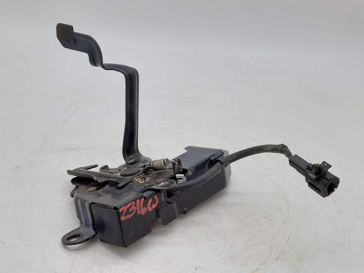 2017 TOYOTA TACOMA HOOD LATCH ASQ19279