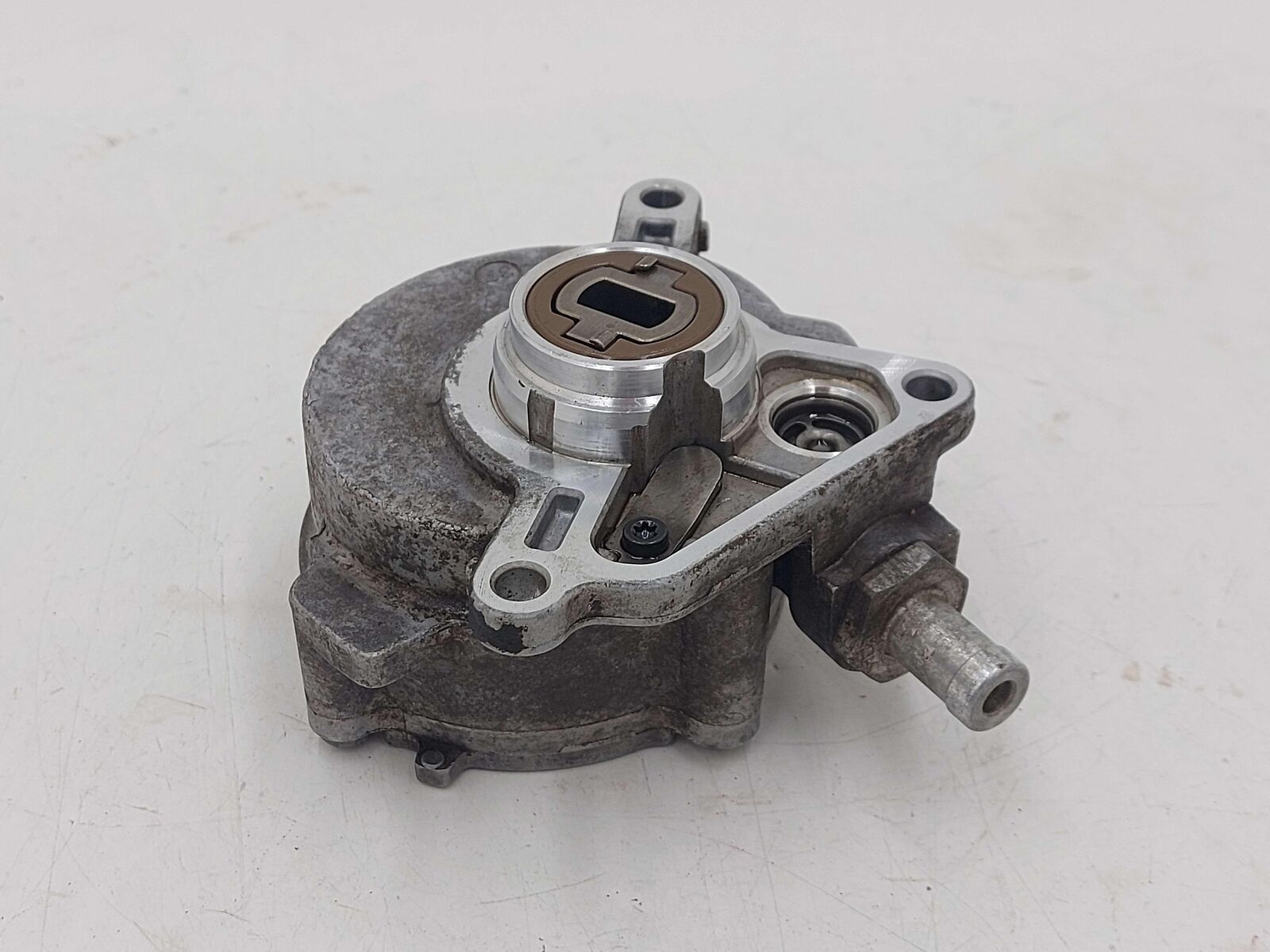 18-21 VW Atlas 3.6L Brake Vacuum Pump 03H145100C 1K KMS