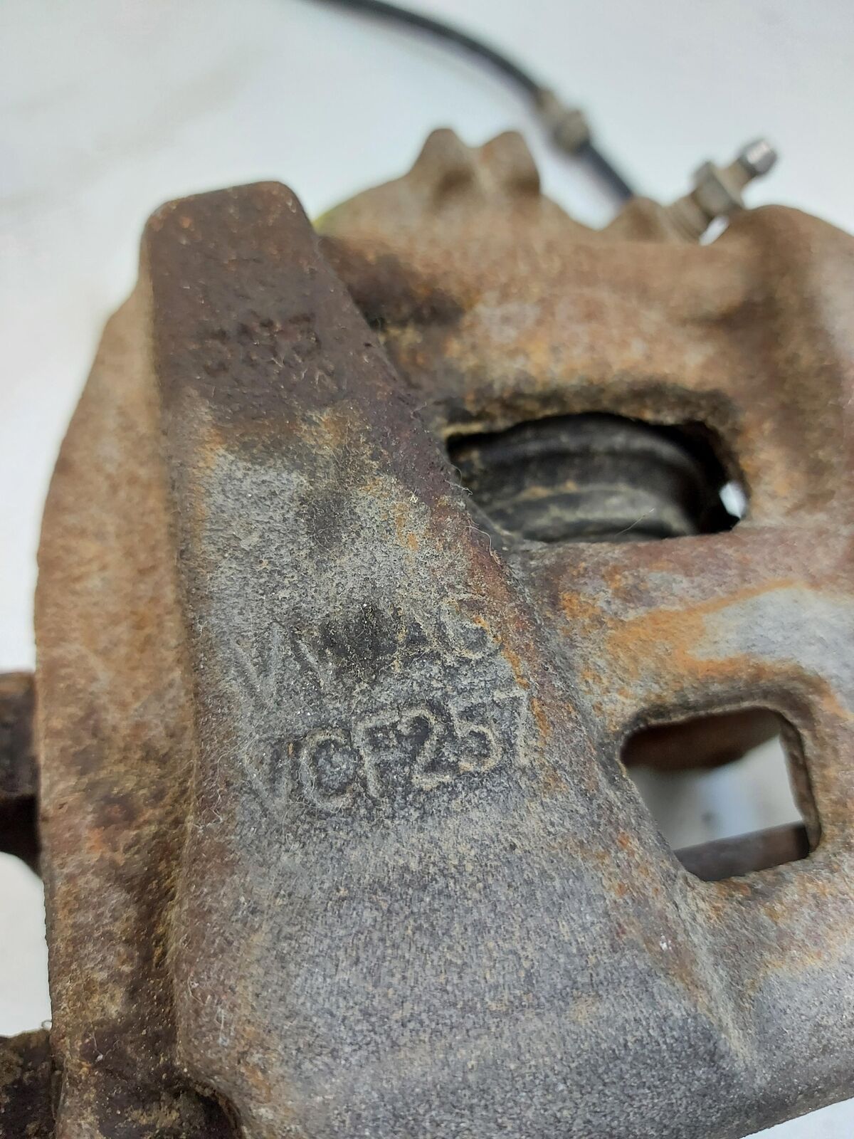 09-18 VW TIGUAN FRONT LH Left Caliper 79K KM'S