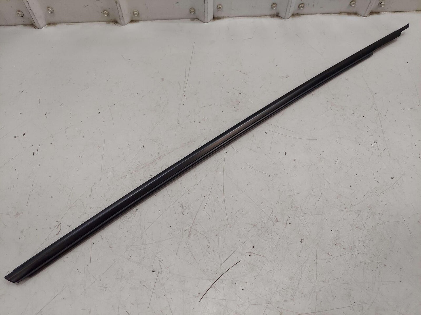 2014 PORSCHE 911 991 GT3 LEFT OUTER DOOR WINDOW TRIM W/ SEAL *SCRATCHES*