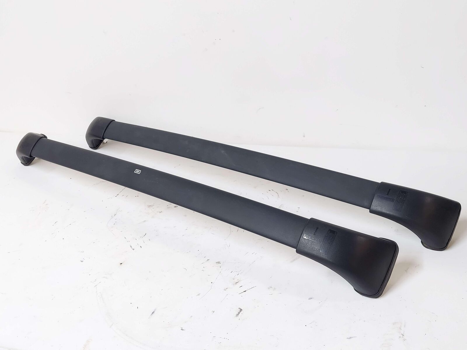 14-19 TOYOTA HIGHLANDER OEM ROOF RACK CROSS BARS ONLY BLACK *NOTE