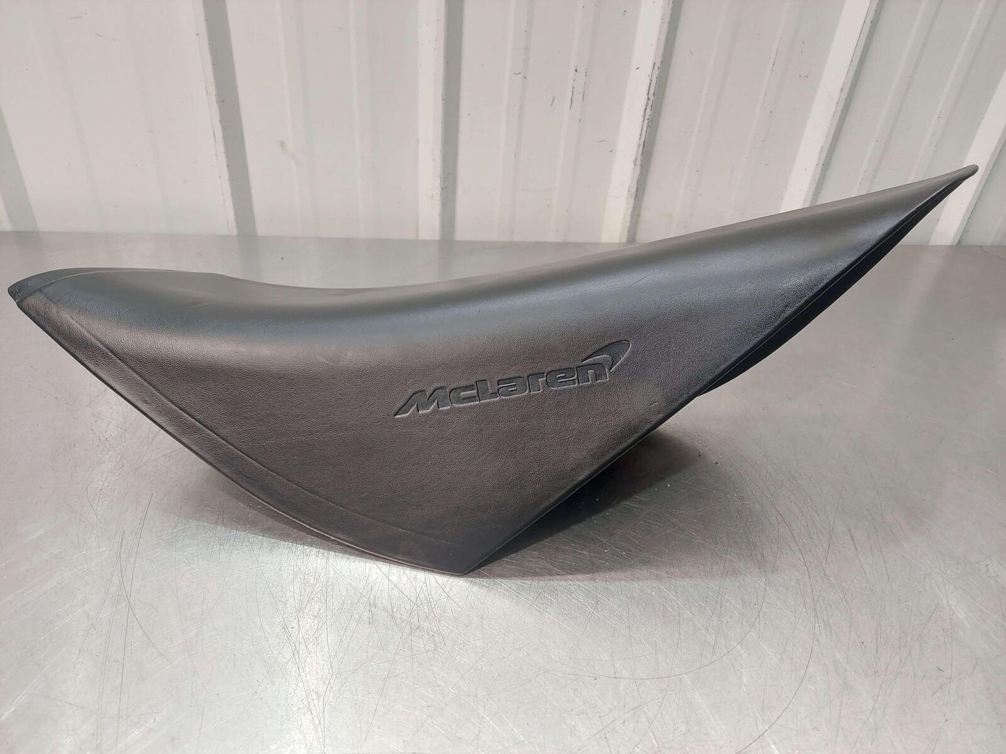 2016 MCLAREN 540C RIGHT ROCKER SILL STEP TRIM COVER JET BLACK NAPPA LEATHER NOTE