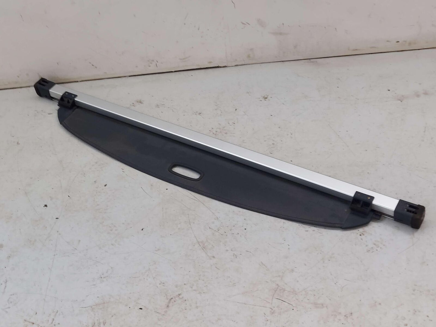 20-23 HYUNDAI PALISADE ROLL UP ROLLUP CARGO COVER BLACK *SCRATCHED*