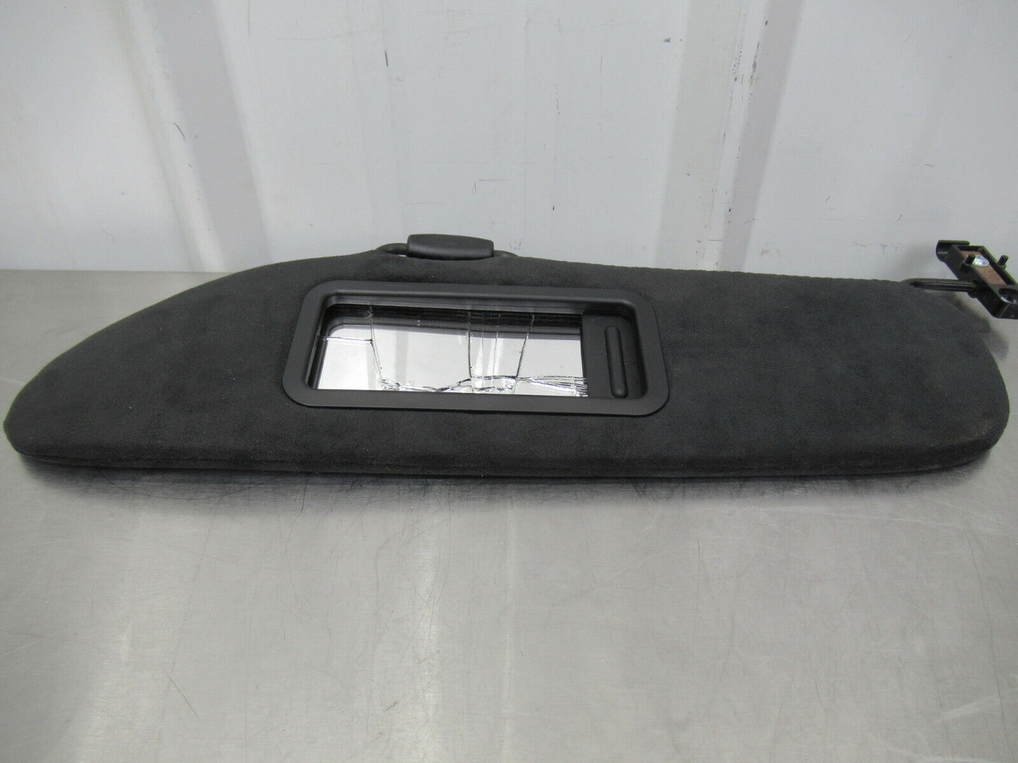 T020 2016 16 MCLAREN 570S LH LEFT SUN VISOR ALCANTARA MIRROR CRACKED