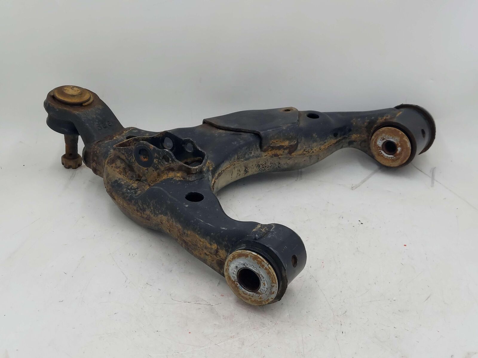 16-23 TOYOTA TACOMA FRONT RIGHT LOWER CONTROL ARM 4806804060 OEM