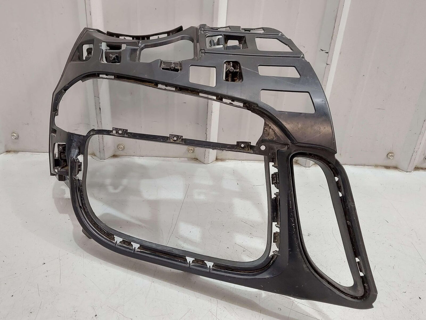 2014 PORSCHE 911 991 GT3 FRONT RIGHT BUMPER GRILL LIGHT FRAME SUPPORT BRACKET