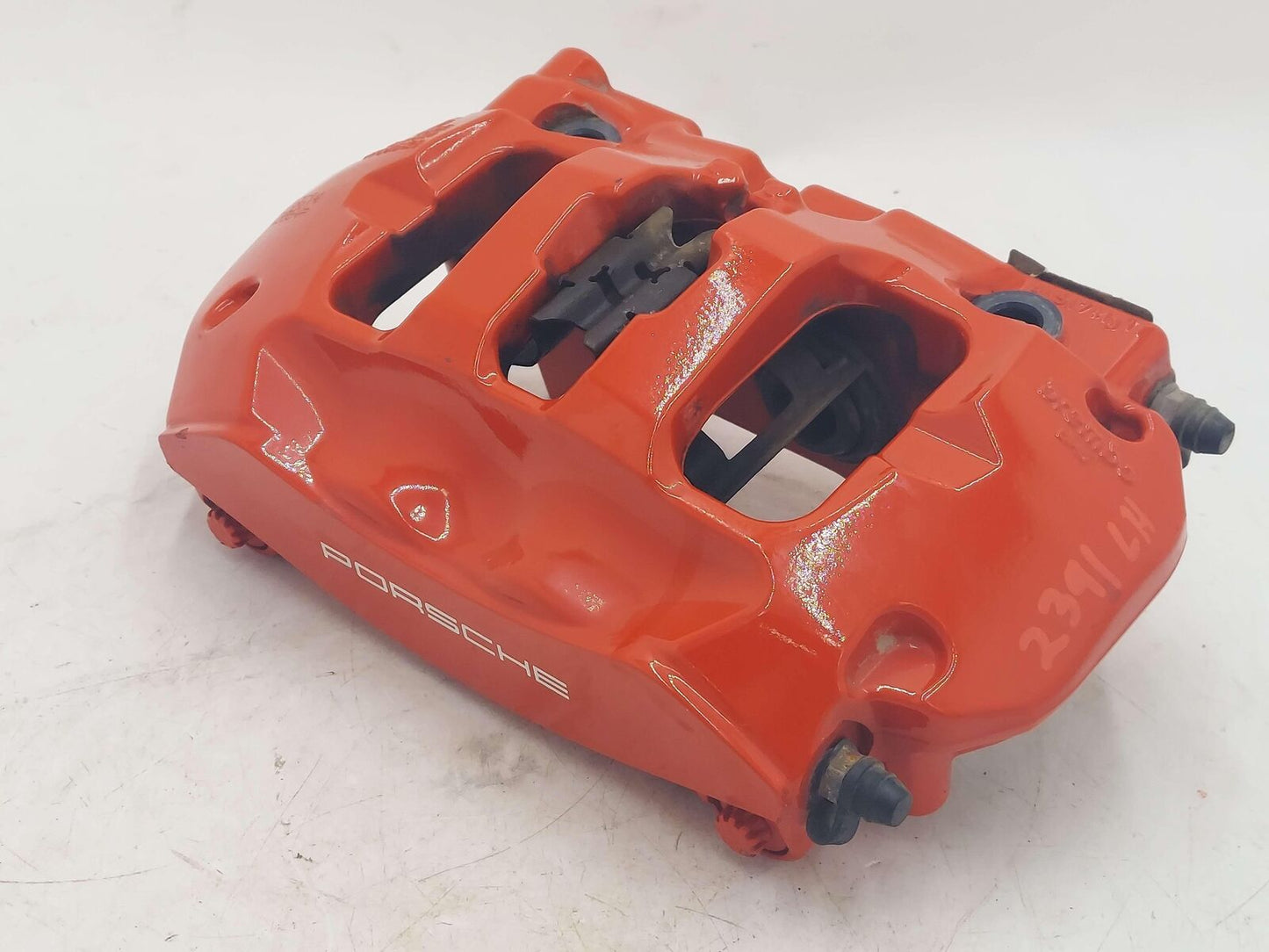 11-18 PORSCHE CAYENNE GTS 958 REAR LEFT BRAKE CALIPER RED 7P5615403BA 7P0615423