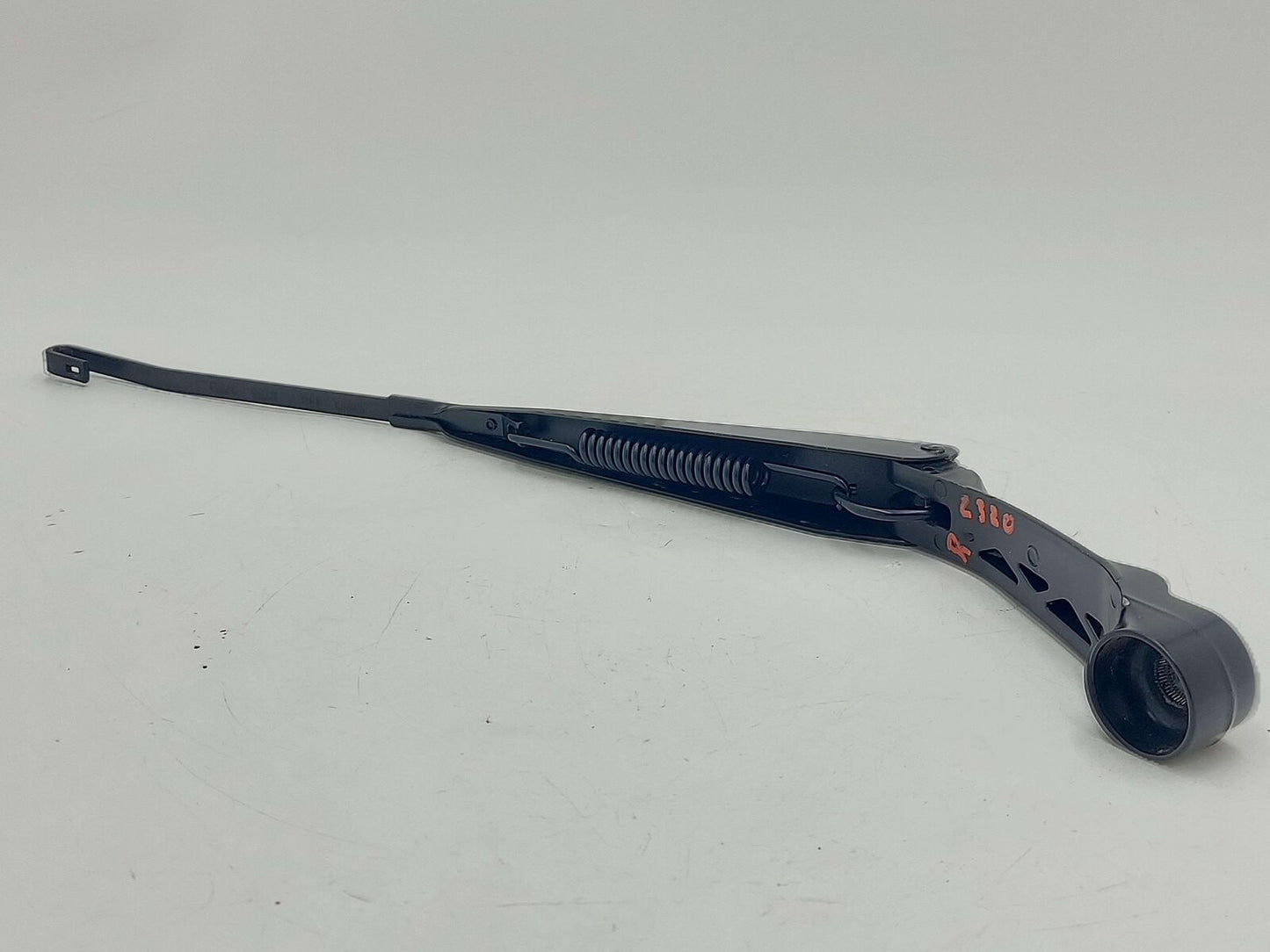 16-23 TOYOTA TACOMA TRD RIGHT WIPER ARM 8521104040 OEM