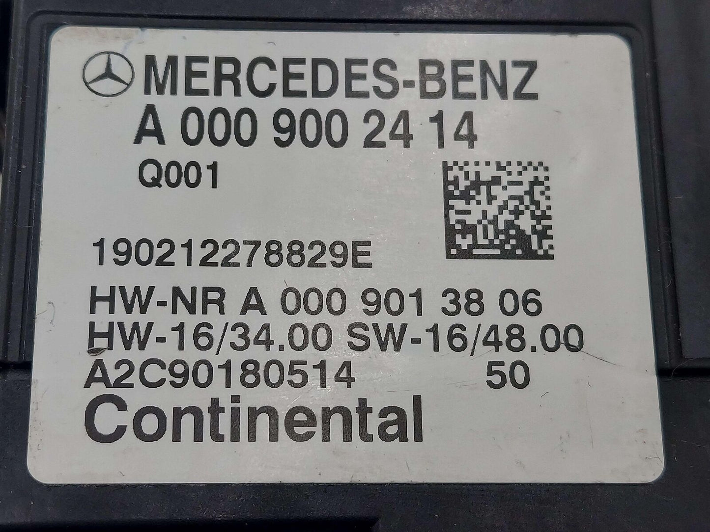 18-20 Mercedes E63s W213 Fuel Pump Control Module A0009002414