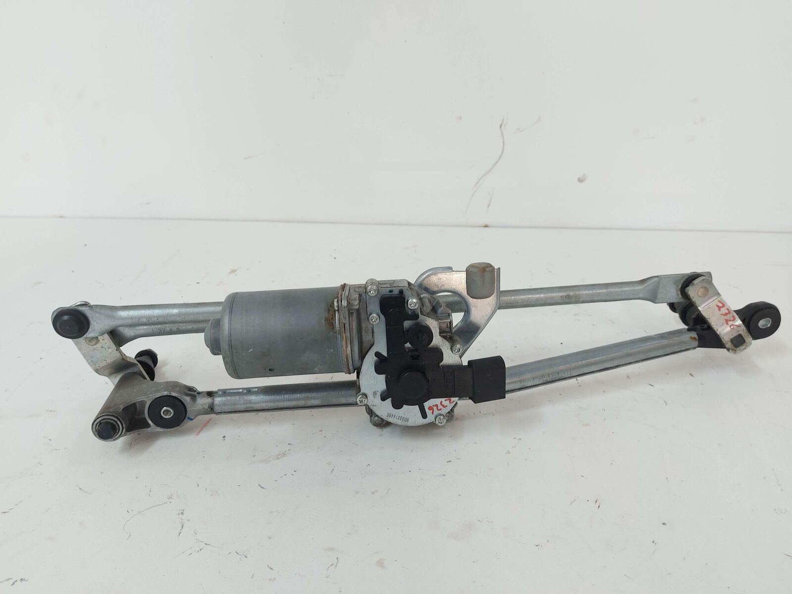 12-15 BMW X1 E84 WINDSHIELD WIPER TRANSMISSION LINKAGE W/ MOTOR 2992465 2990025