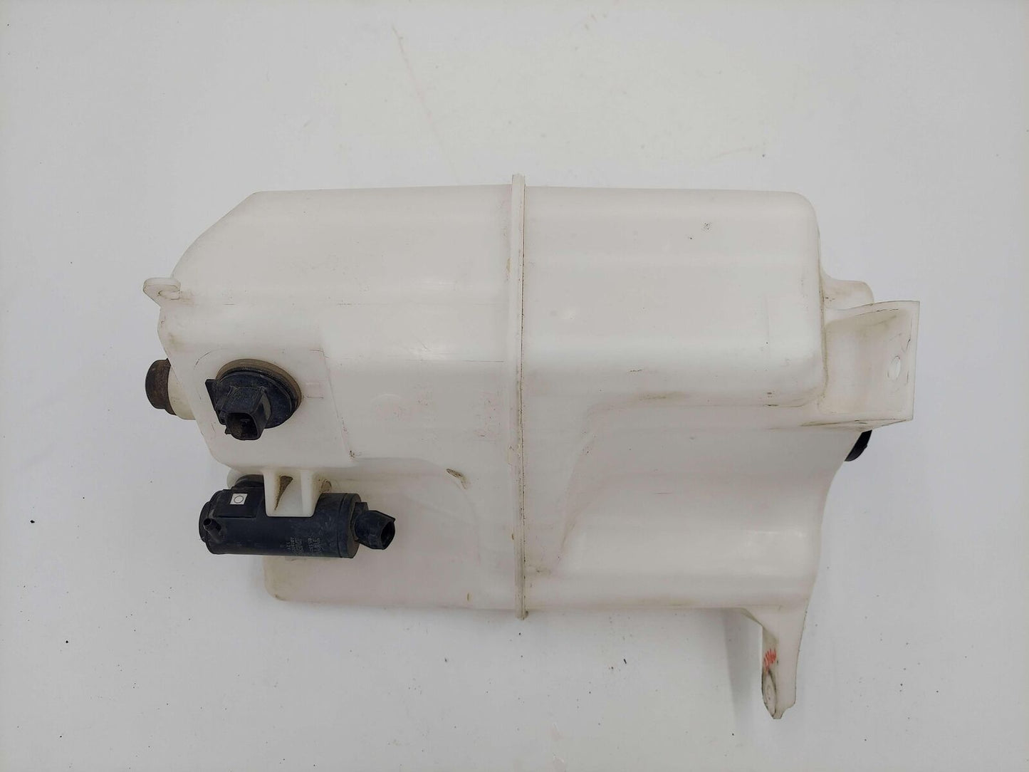 16-23 TOYOTA TACOMA WASHER BOTTLE W/ PUMP CANADA MARKET 85330-04010 OEM