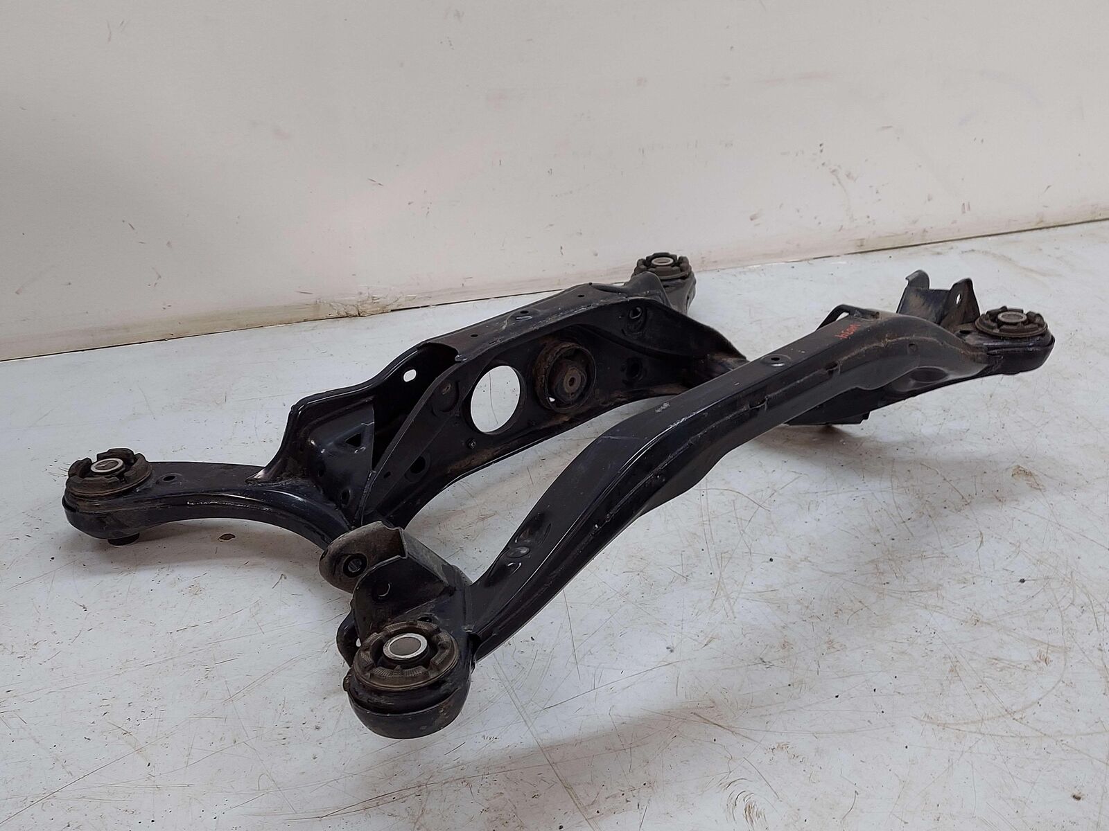 14-23 TOYOTA HIGHLANDER REAR SUB FRAME CROSSMEMBER CRADLE 2.5L HYBRID