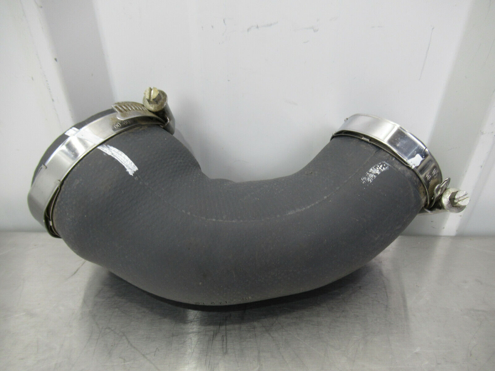 T020 2016 16 MCLAREN 570S LH LEFT INTERCOOLER PIPE TUBE TO TURBO