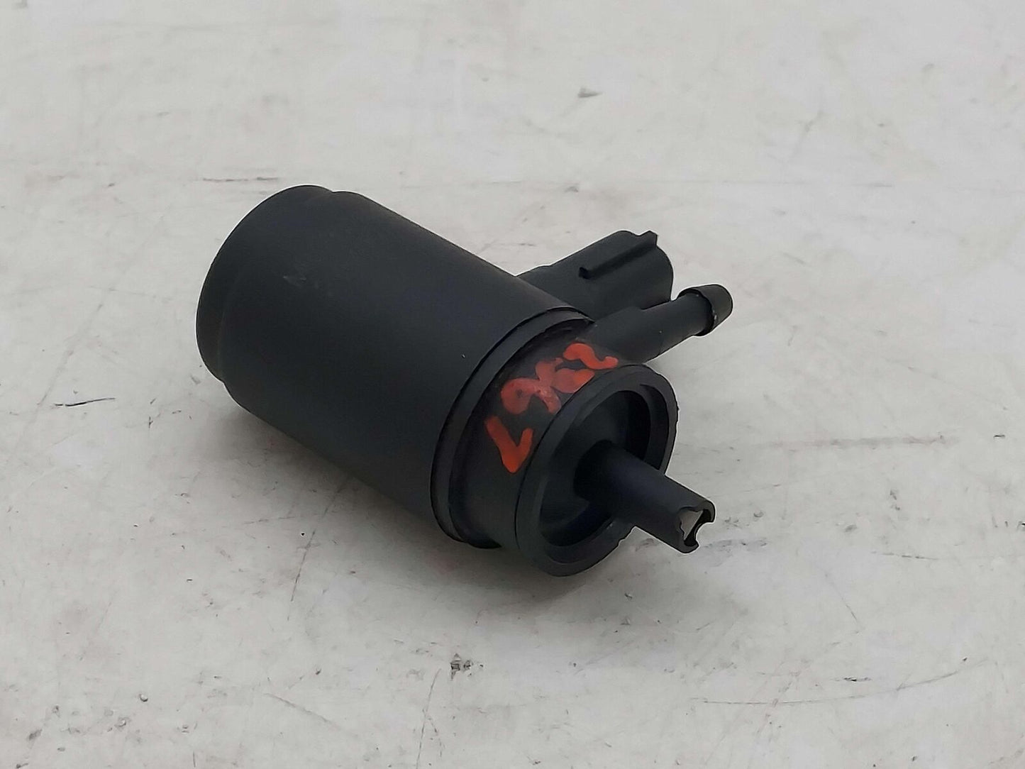 2021 MCLAREN GT WINDSHIELD WASHER BOTTLE PUMP MRE9001404