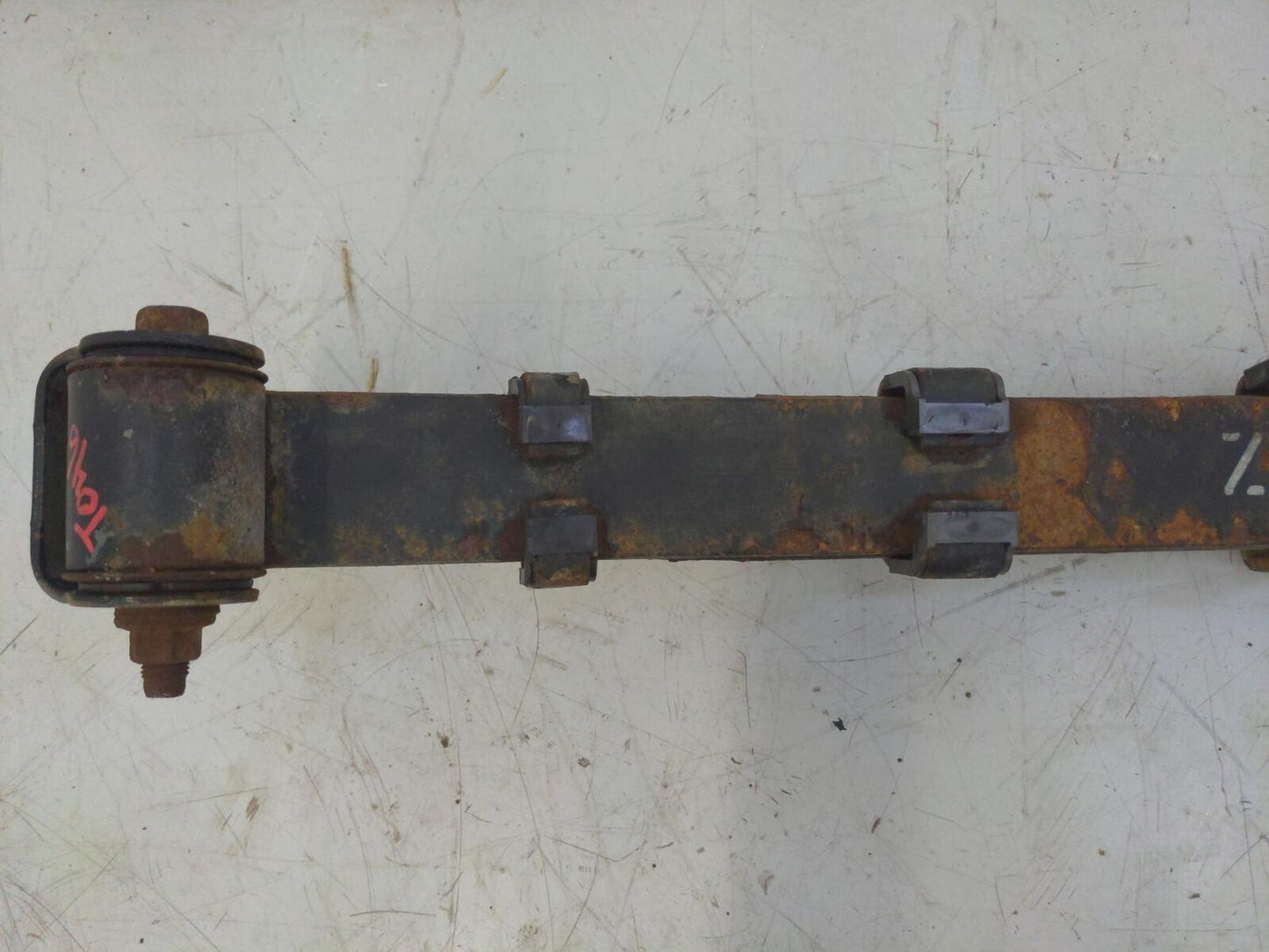 16-22 TOYOTA TACOMA REAR RH Leaf Spring *4 Leaf Clamps Bent* 103KM'S