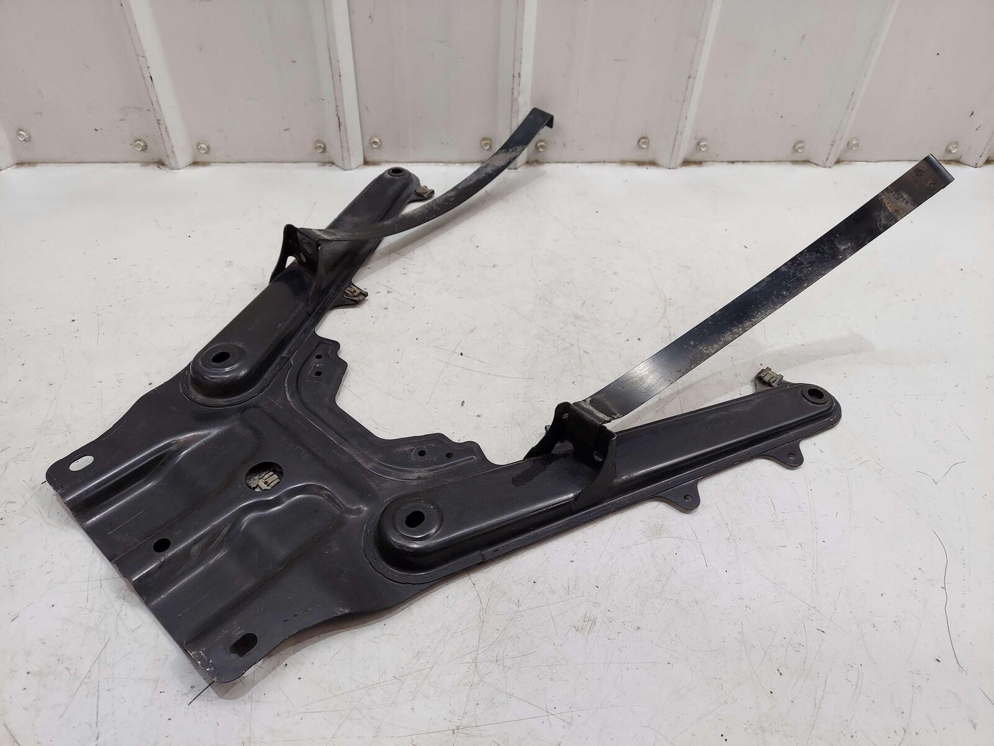 2014 PORSCHE 911 991 GT3 FRONT FLOOR REINFORCEMENT SUPPORT FUEL TANK BRACKET