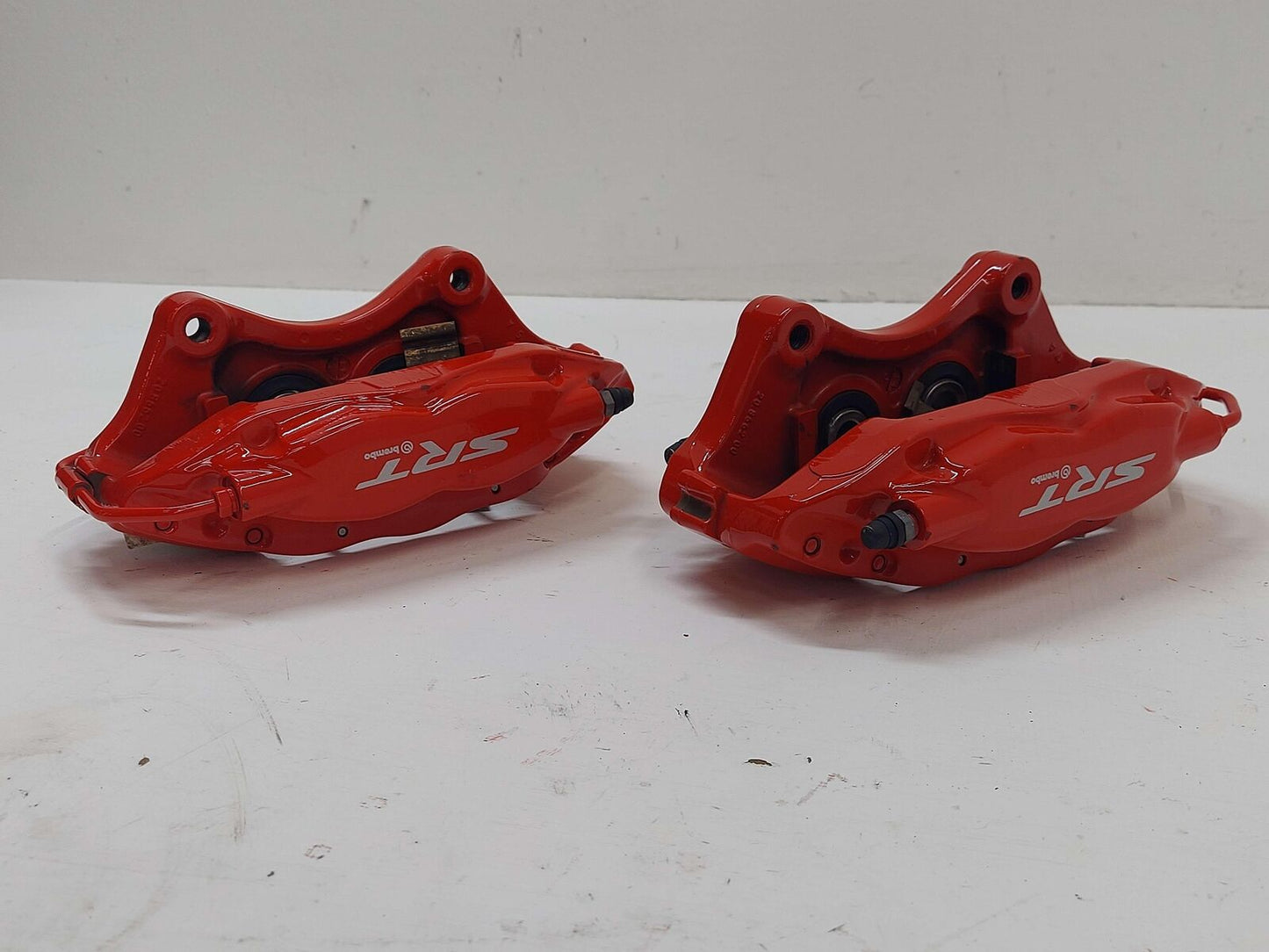 21-23 DODGE CHALLENGER SRT HELLCAT REAR LEFT BRAKE CALIPER BREMBO RED *NOTE