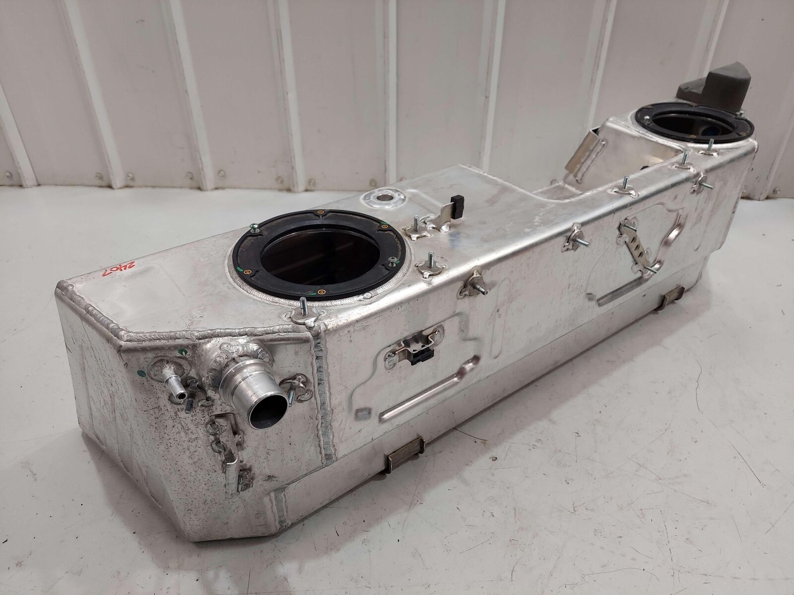 2017 MCLAREN 570S FUEL TANK CELL