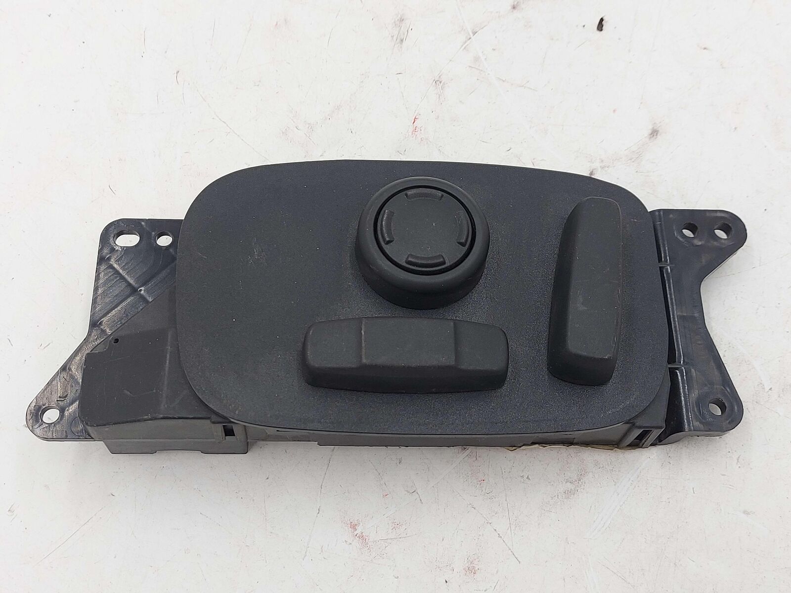 18 19 20 JAGUAR F-PACE Gx73-14b566-gb FRONT LEFT SEAT CONTROL SWITCH