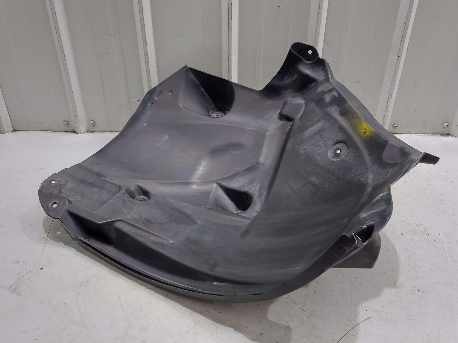 22-24 MERCEDES EQS EQS580 V297 FRONT LEFT WHEEL FENDER LINER REARWARD *NOTE